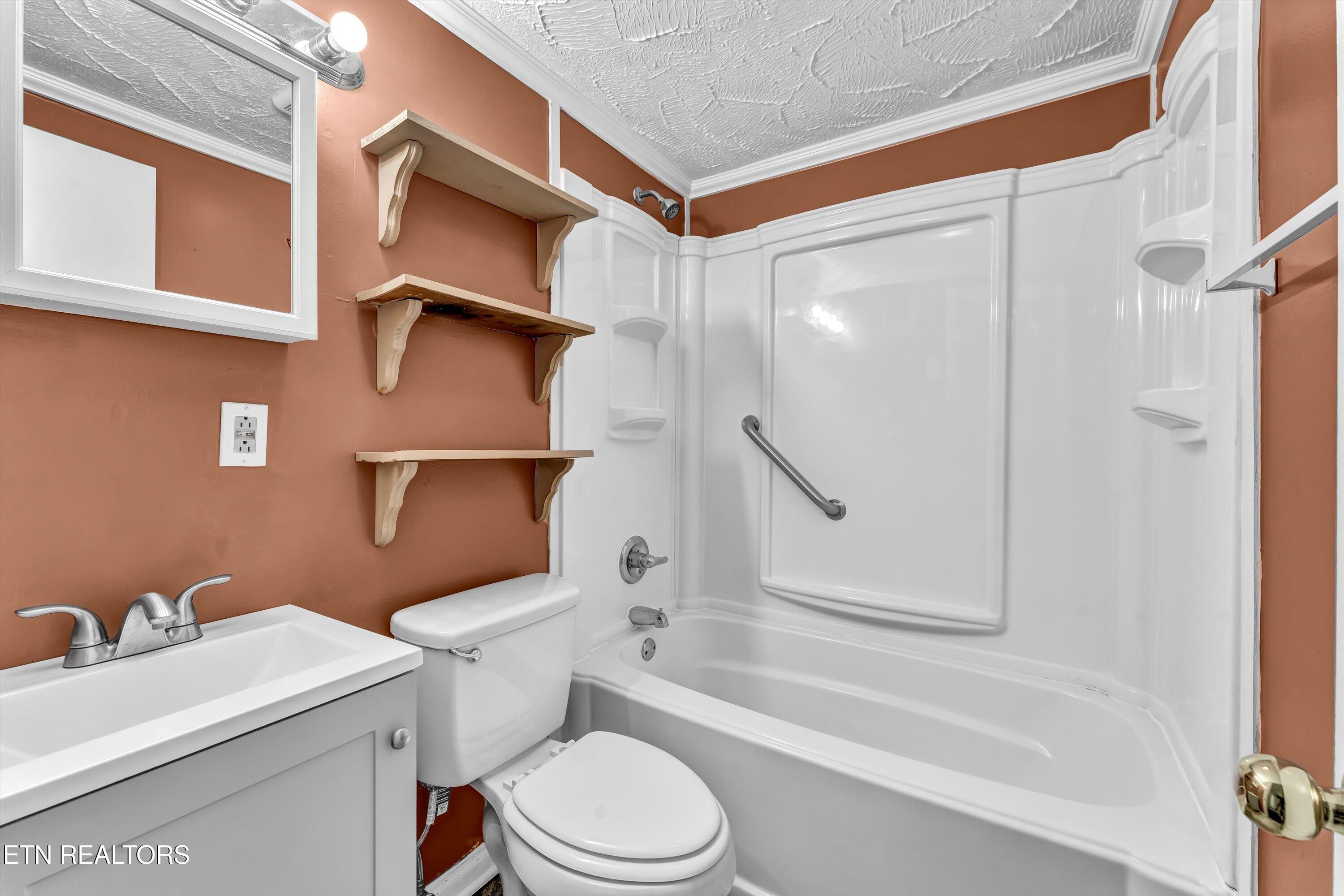 320 Oglewood Avenue Knoxville TN 37917