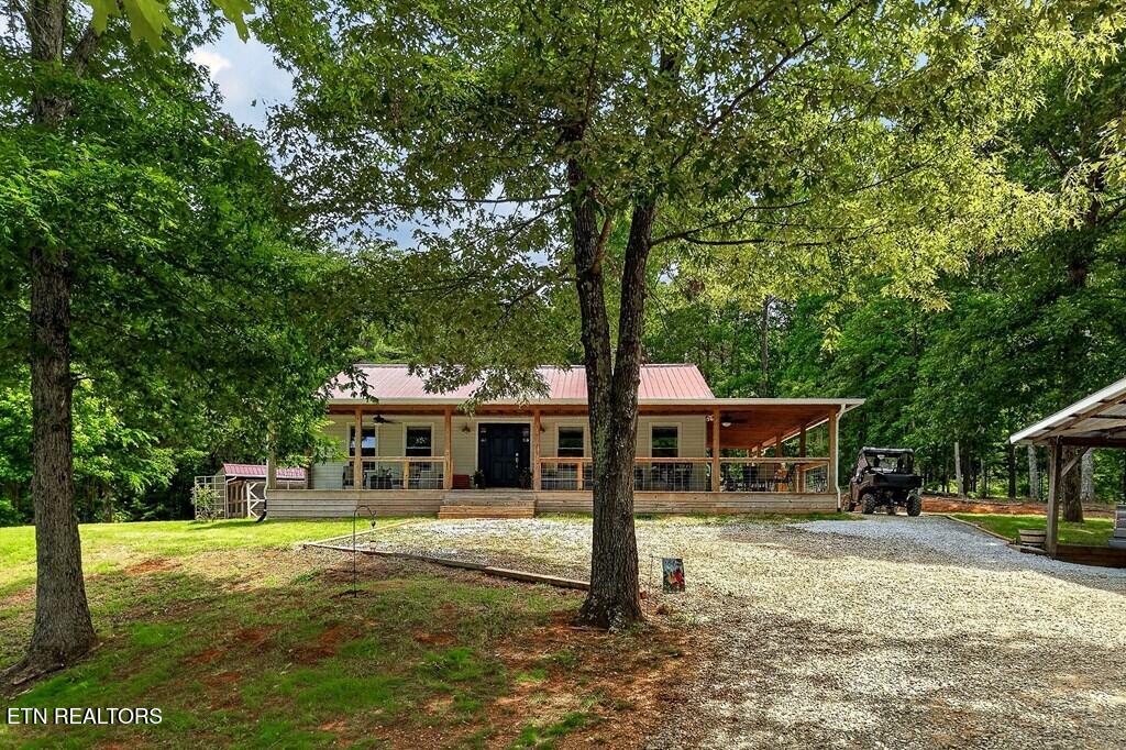 211 Arizona Lane Walling TN 38587