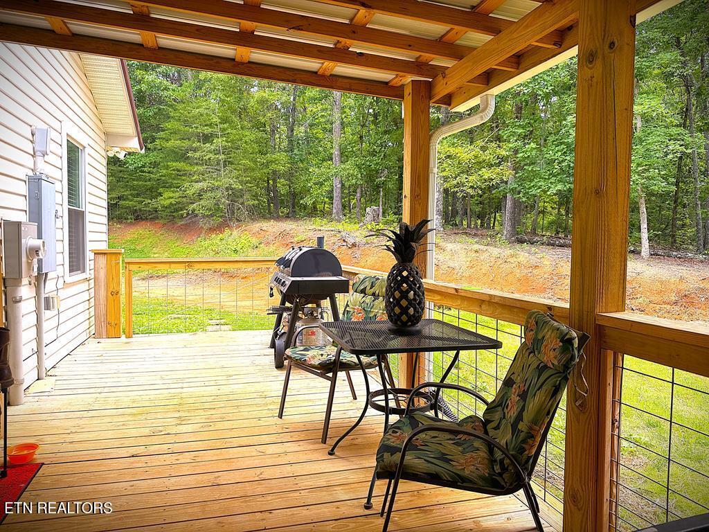 211 Arizona Lane Walling TN 38587