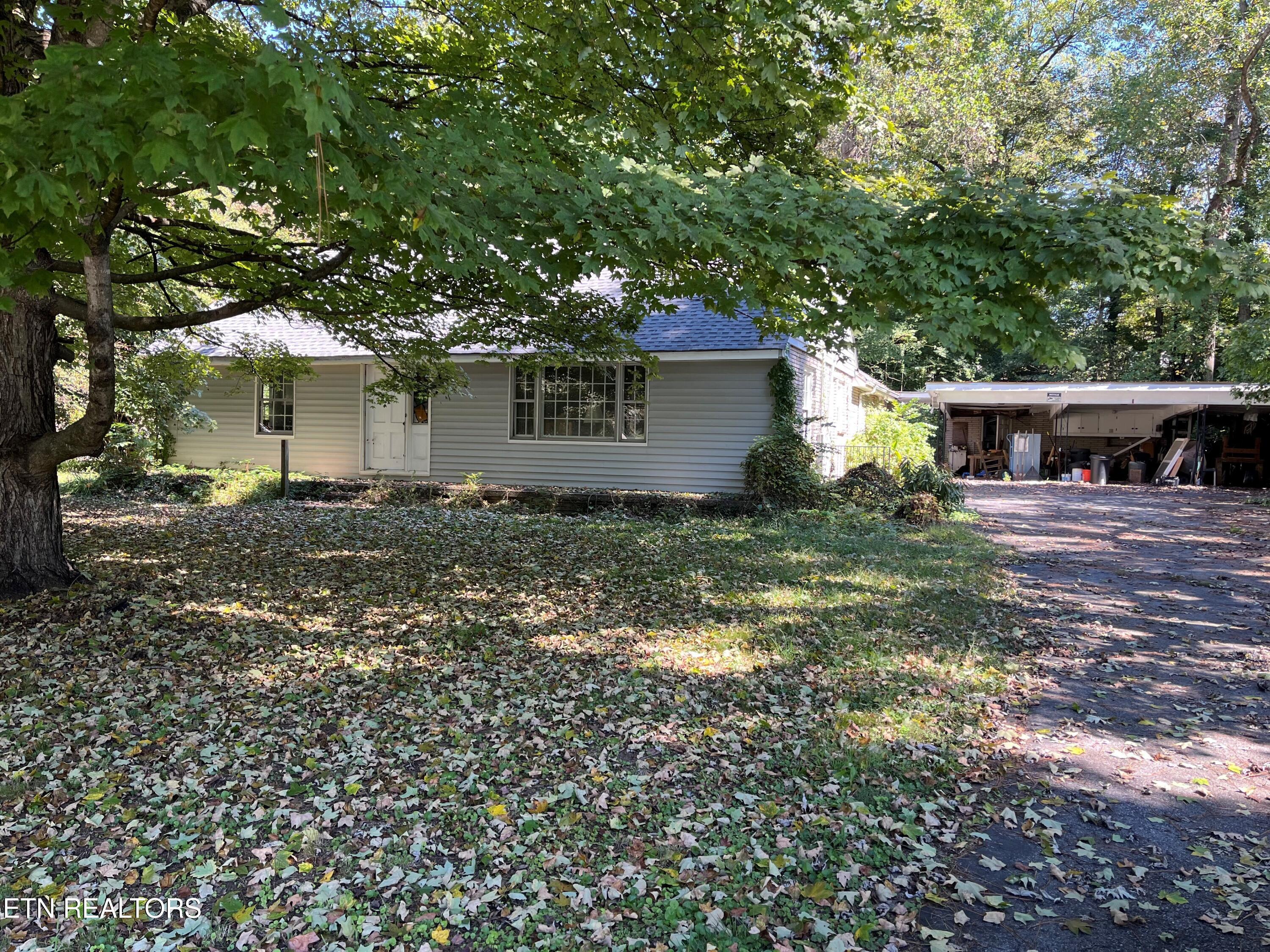 645 Lakeshore Drive Kingston TN 37763