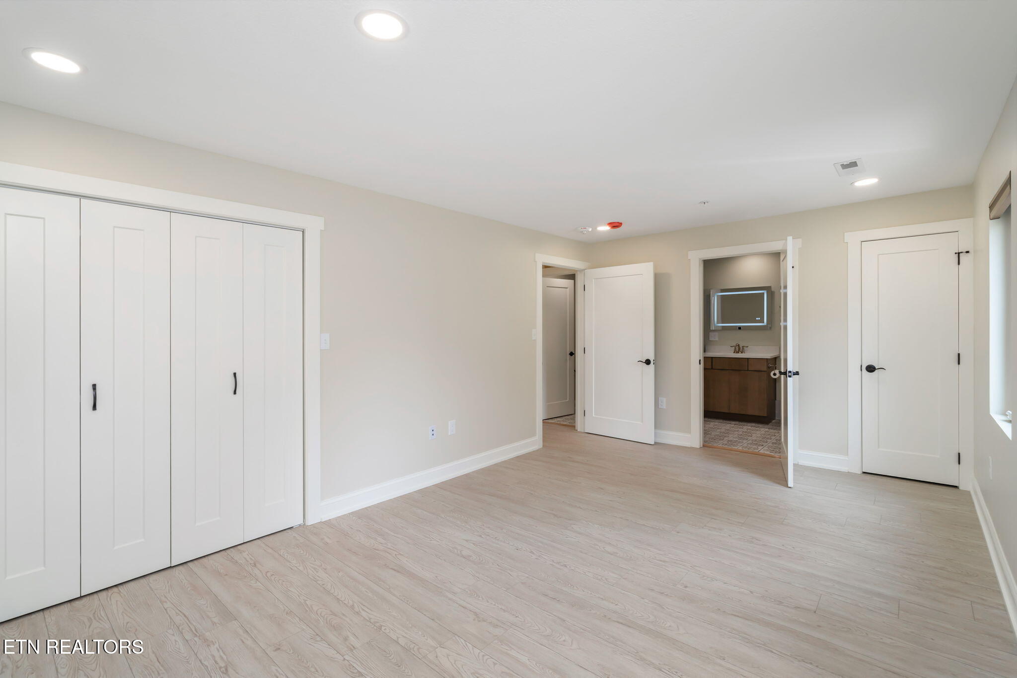 100 E Tennessee Avenue Oak Ridge TN 37830