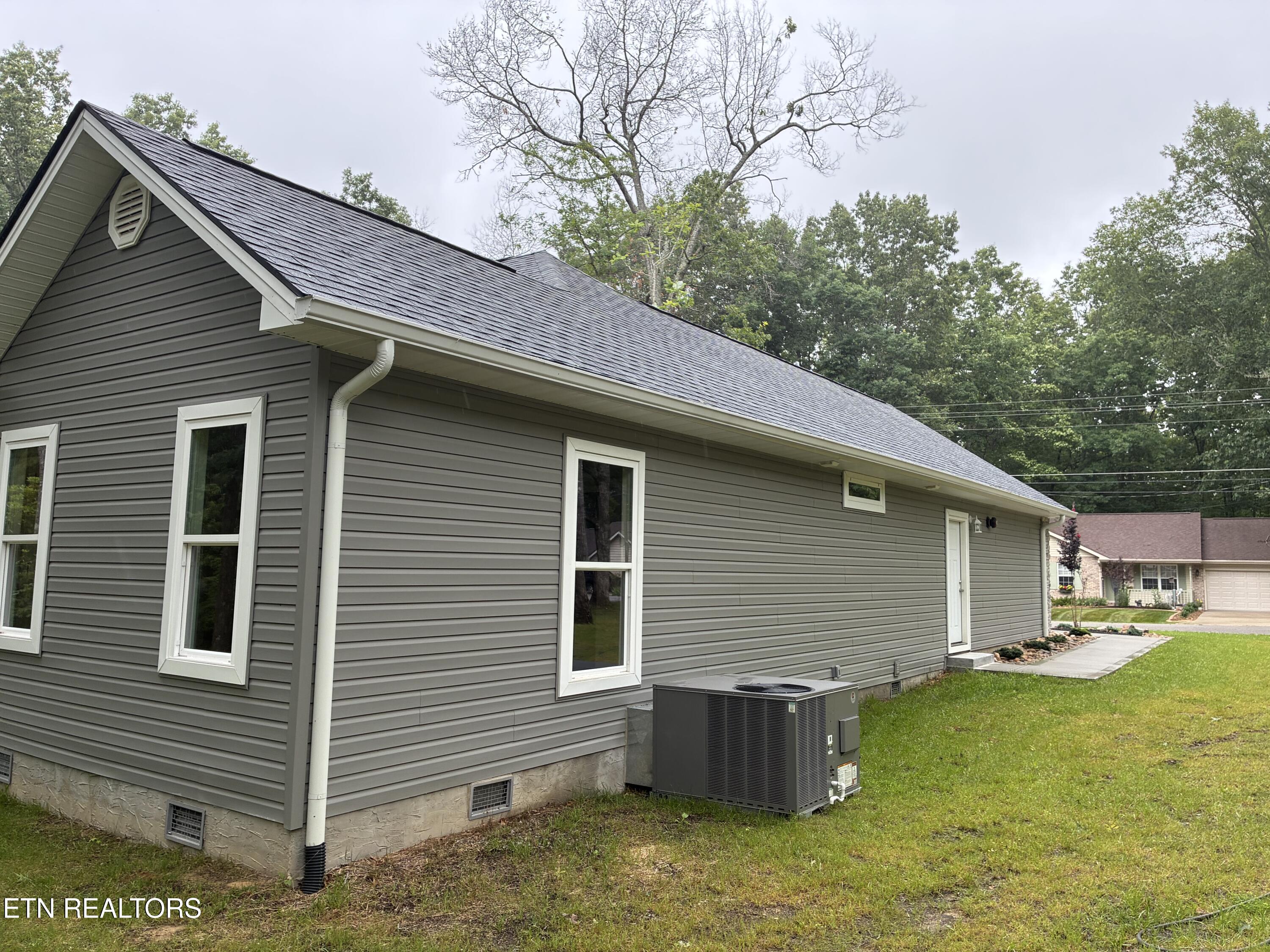134 Glenwood Drive Crossville TN 38558