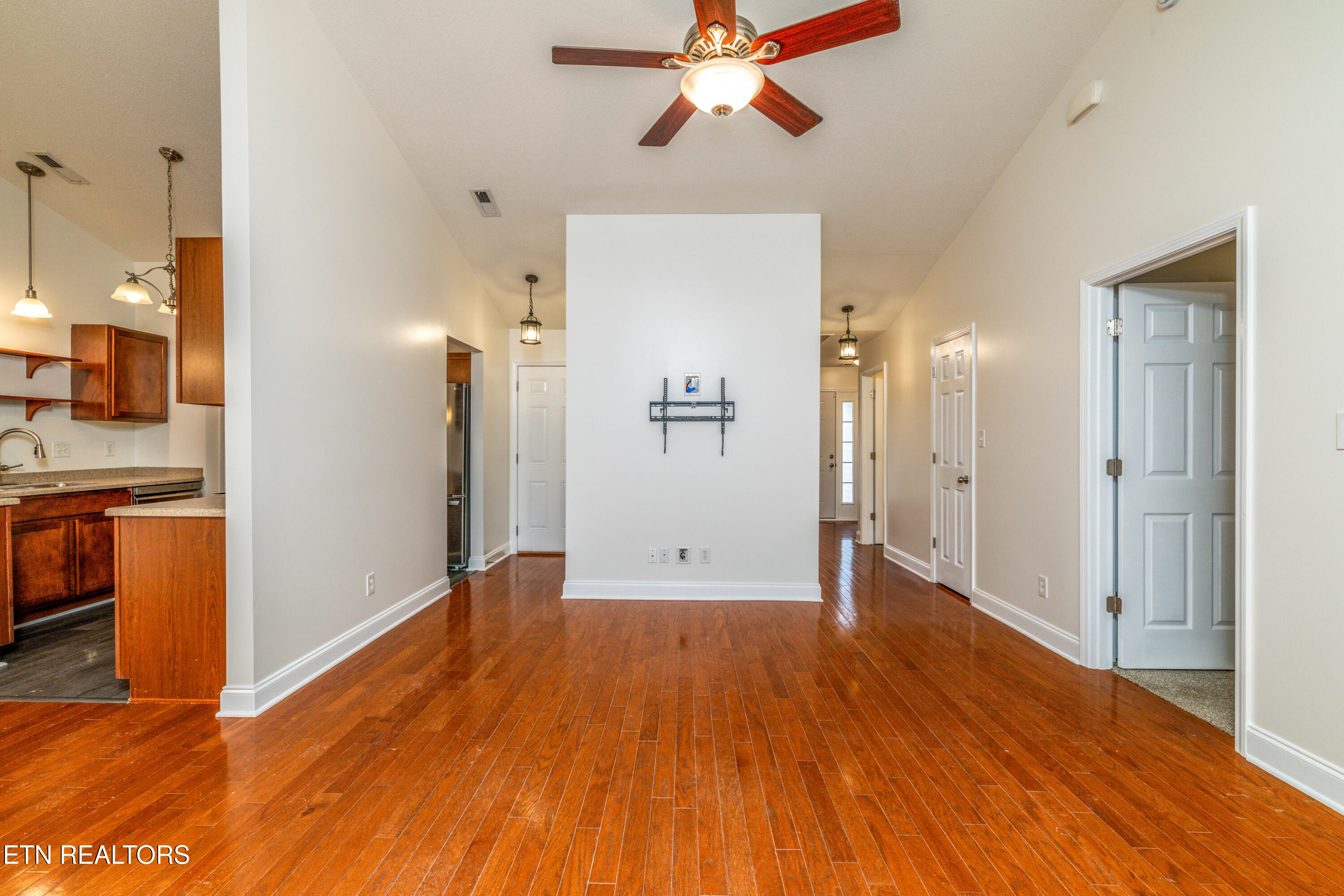 5104 Cates Bend Way Powell TN 37849