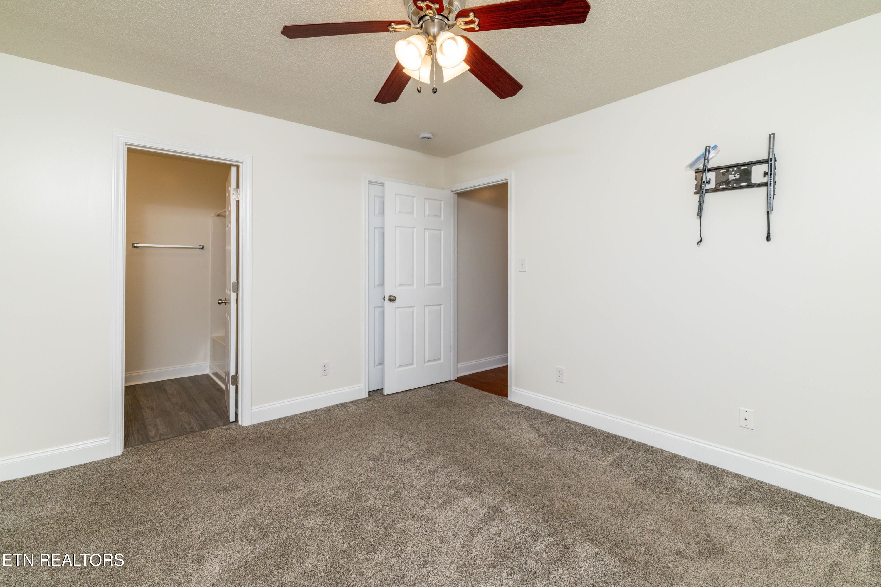 5104 Cates Bend Way Powell TN 37849