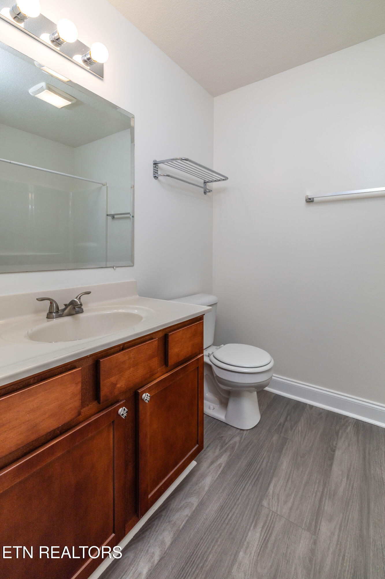 5104 Cates Bend Way Powell TN 37849