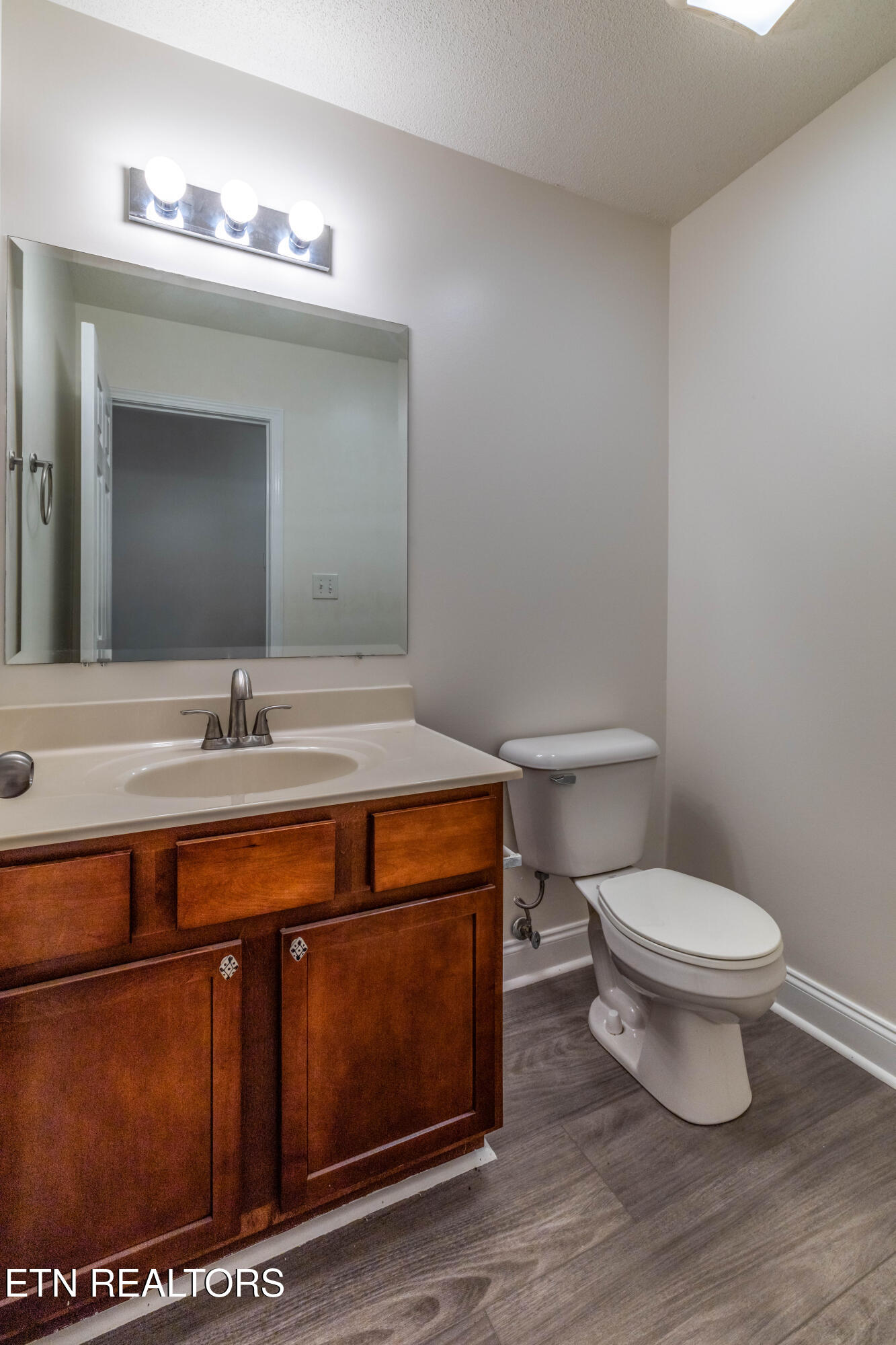 5104 Cates Bend Way Powell TN 37849