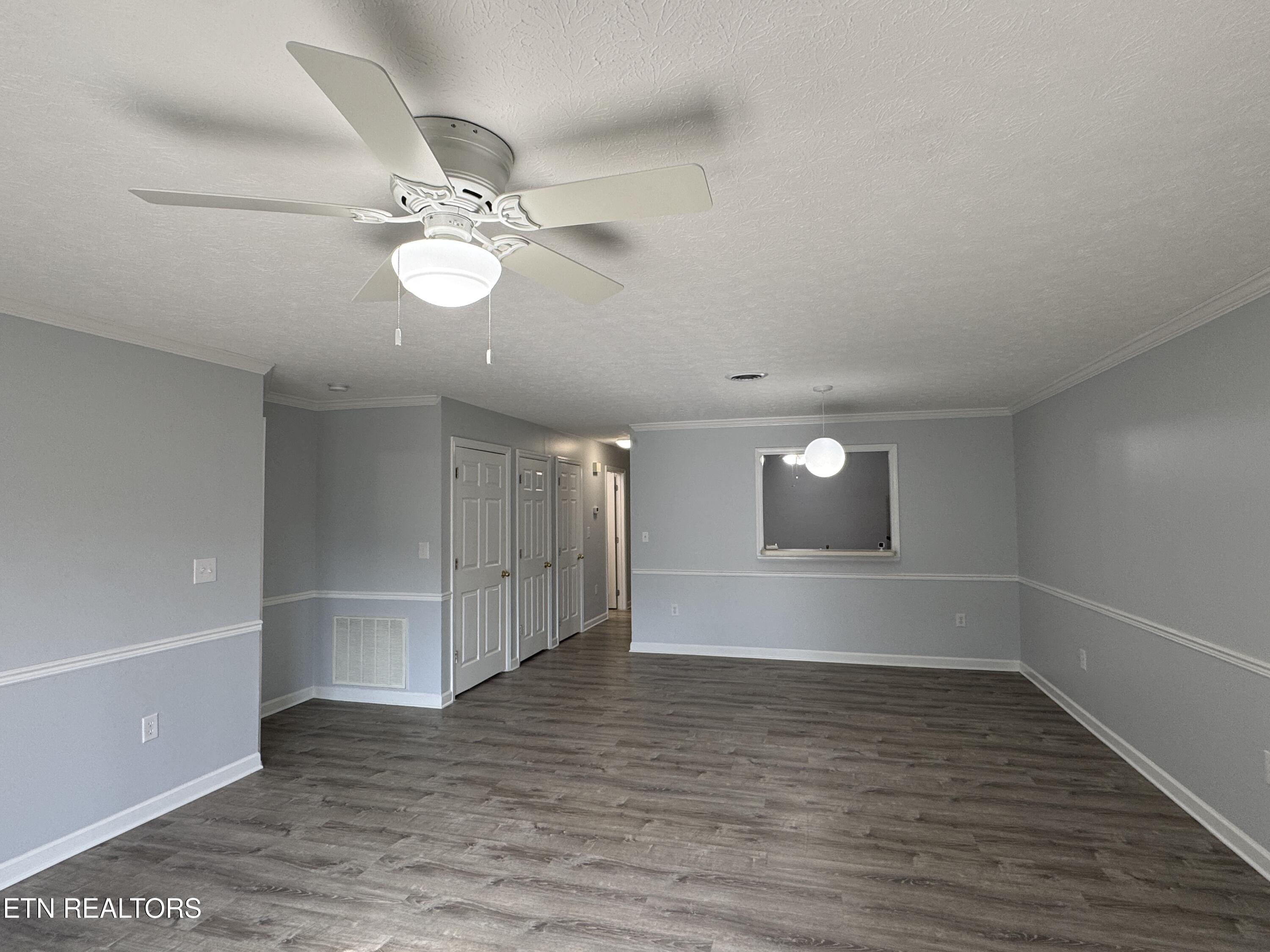 103 Pinewood Drive Lenoir City TN 37771