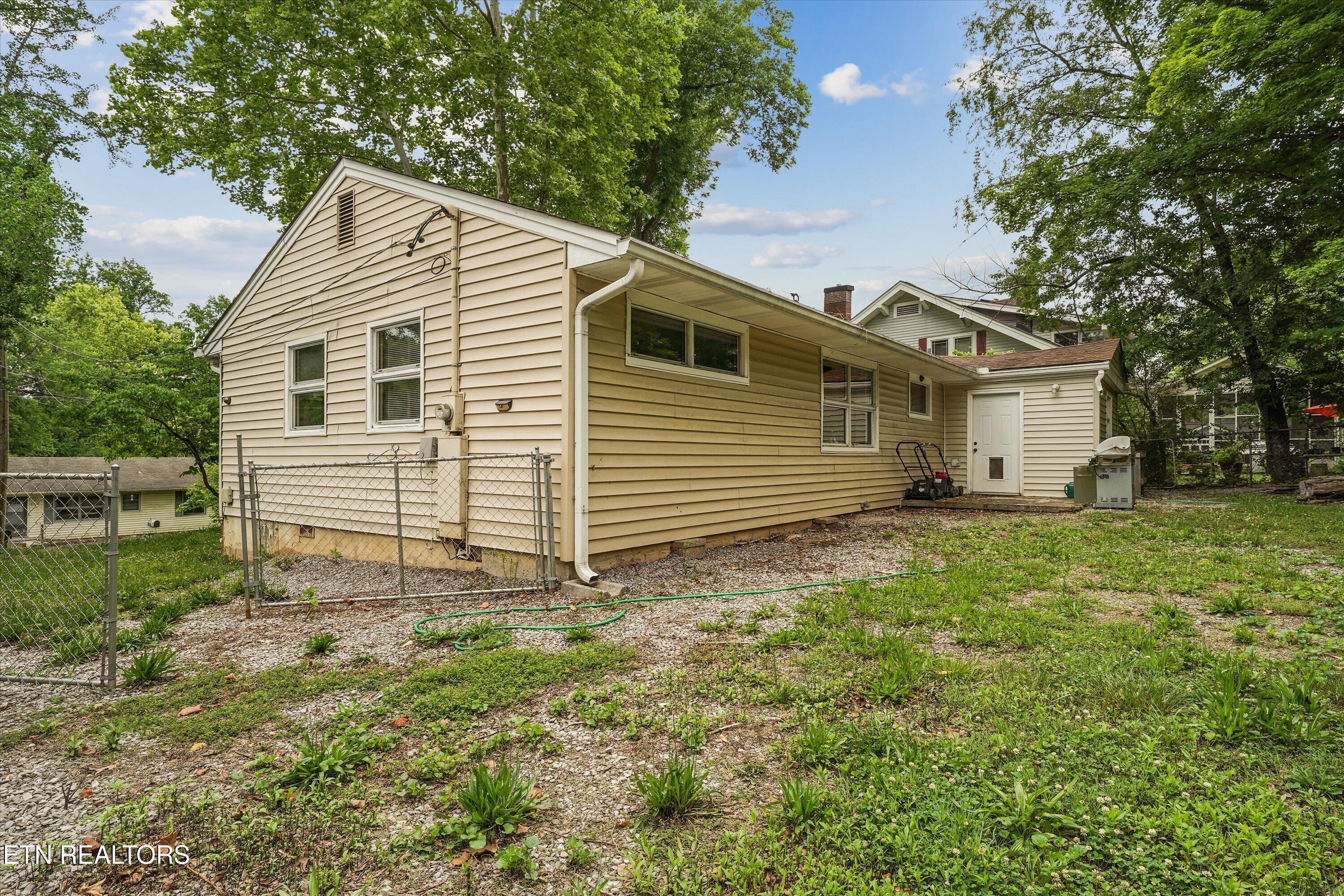 2329 Peachtree Street Knoxville TN 37920