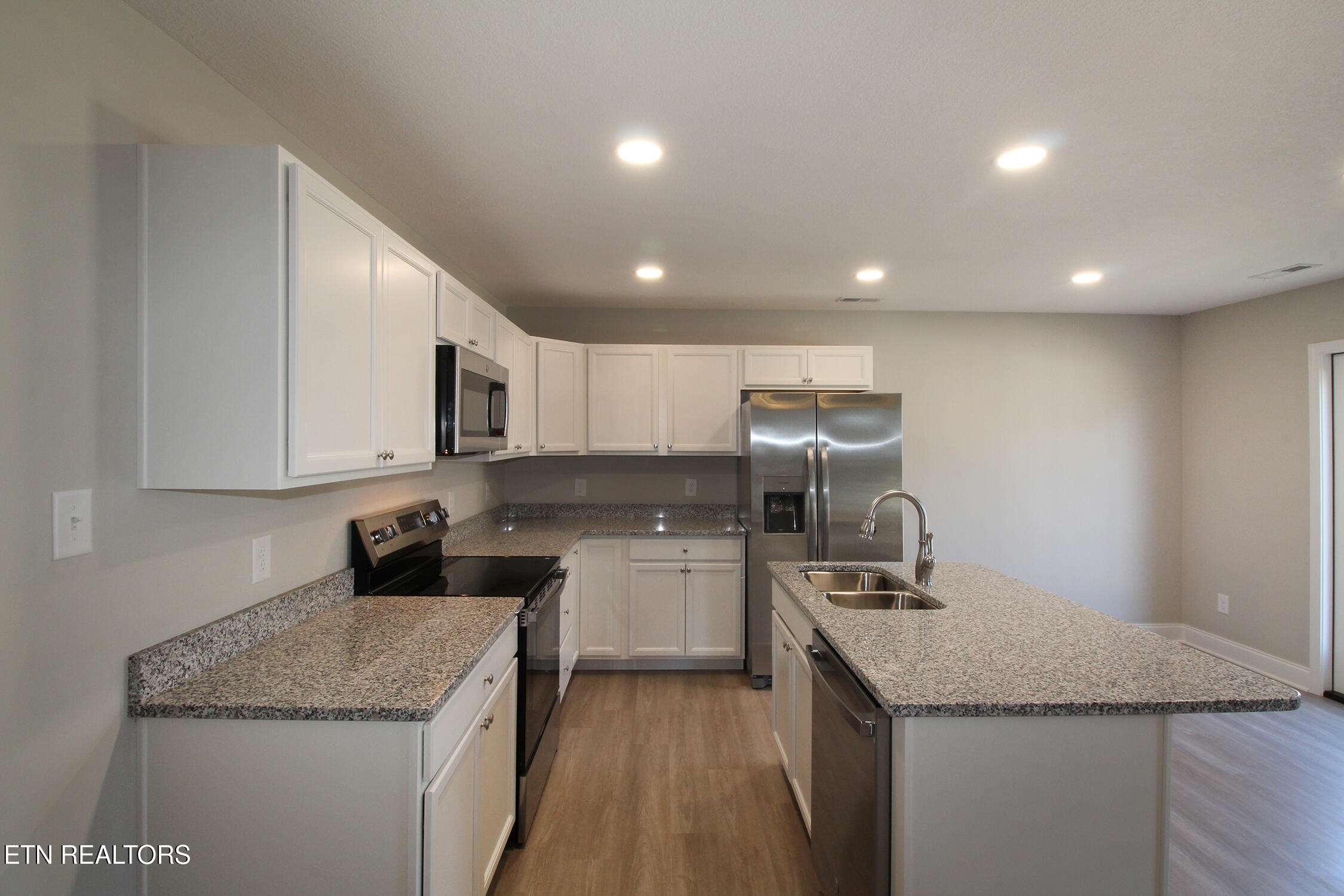 Knoxville TN 37921