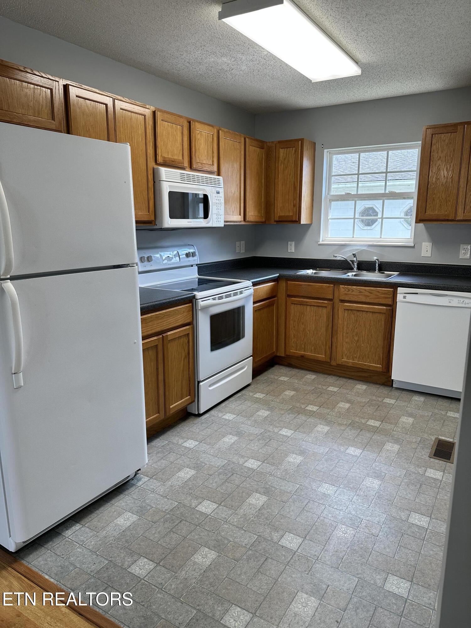2914 Patrick Avenue Maryville TN 37804