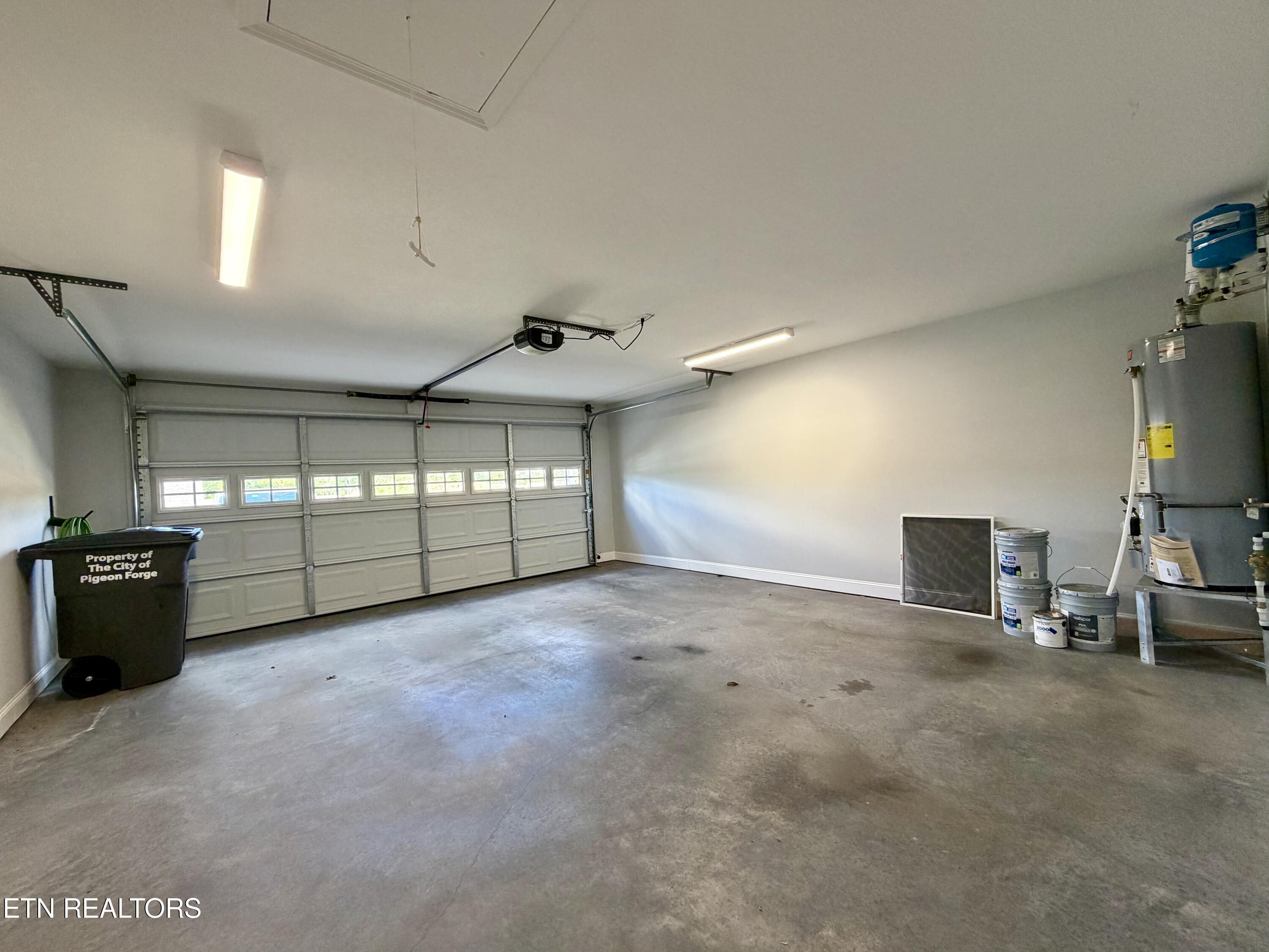 766 Snowflower Circle Pigeon Forge TN 37863