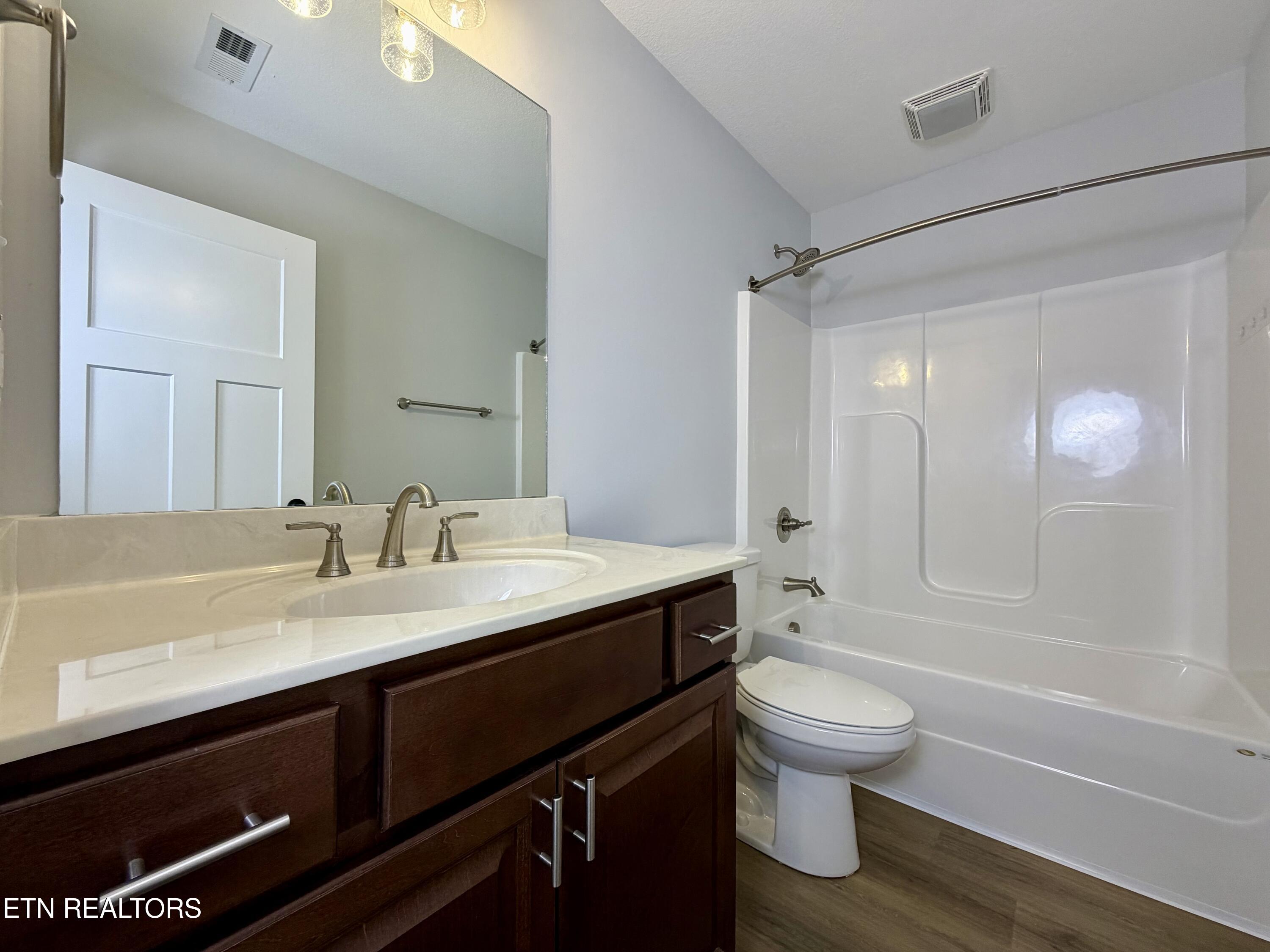 766 Snowflower Circle Pigeon Forge TN 37863