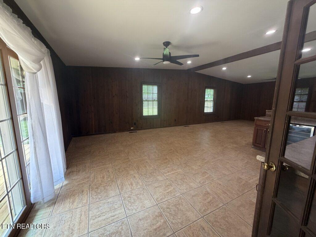 721 E Meadecrest Knoxville TN 37923