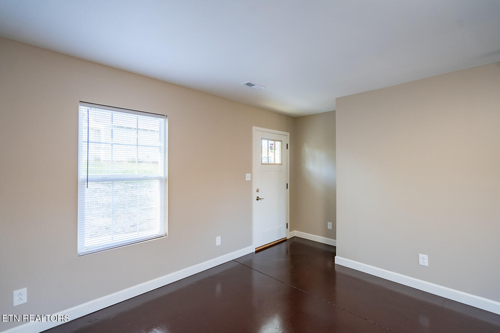 106 E Maire Avenue Clinton TN 37716