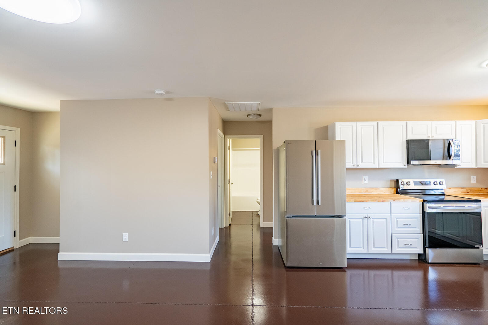 106 E Maire Avenue Clinton TN 37716