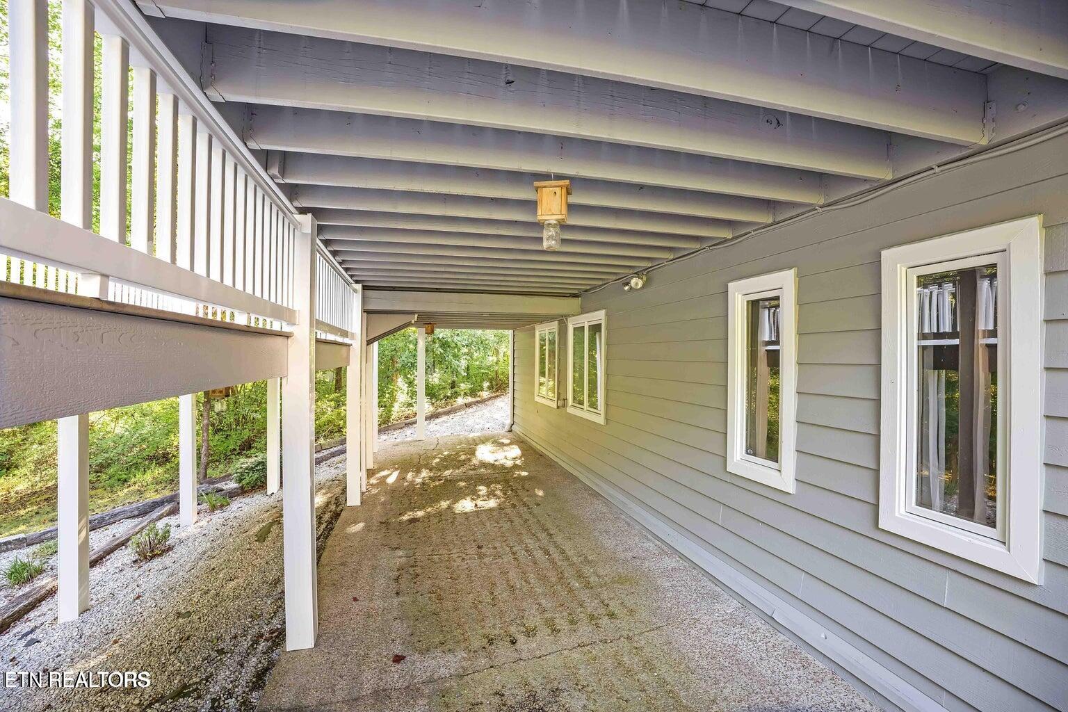 102 Daksi Way Loudon TN 37774