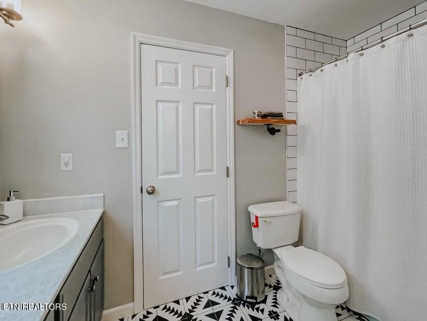 8416 Ashley Oak Way Knoxville TN 37923