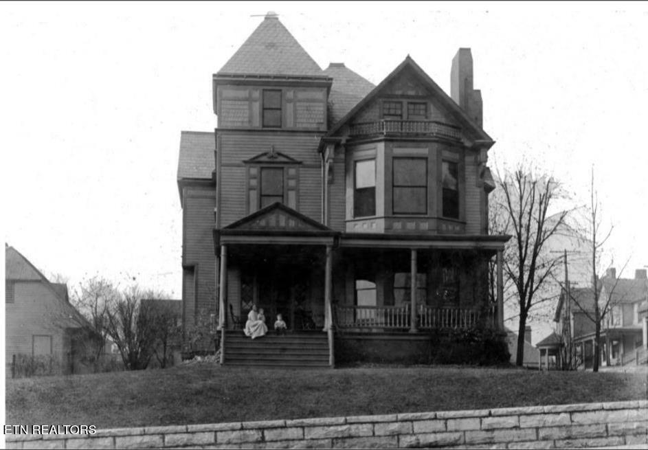 941 Luttrell Street Knoxville TN 37917