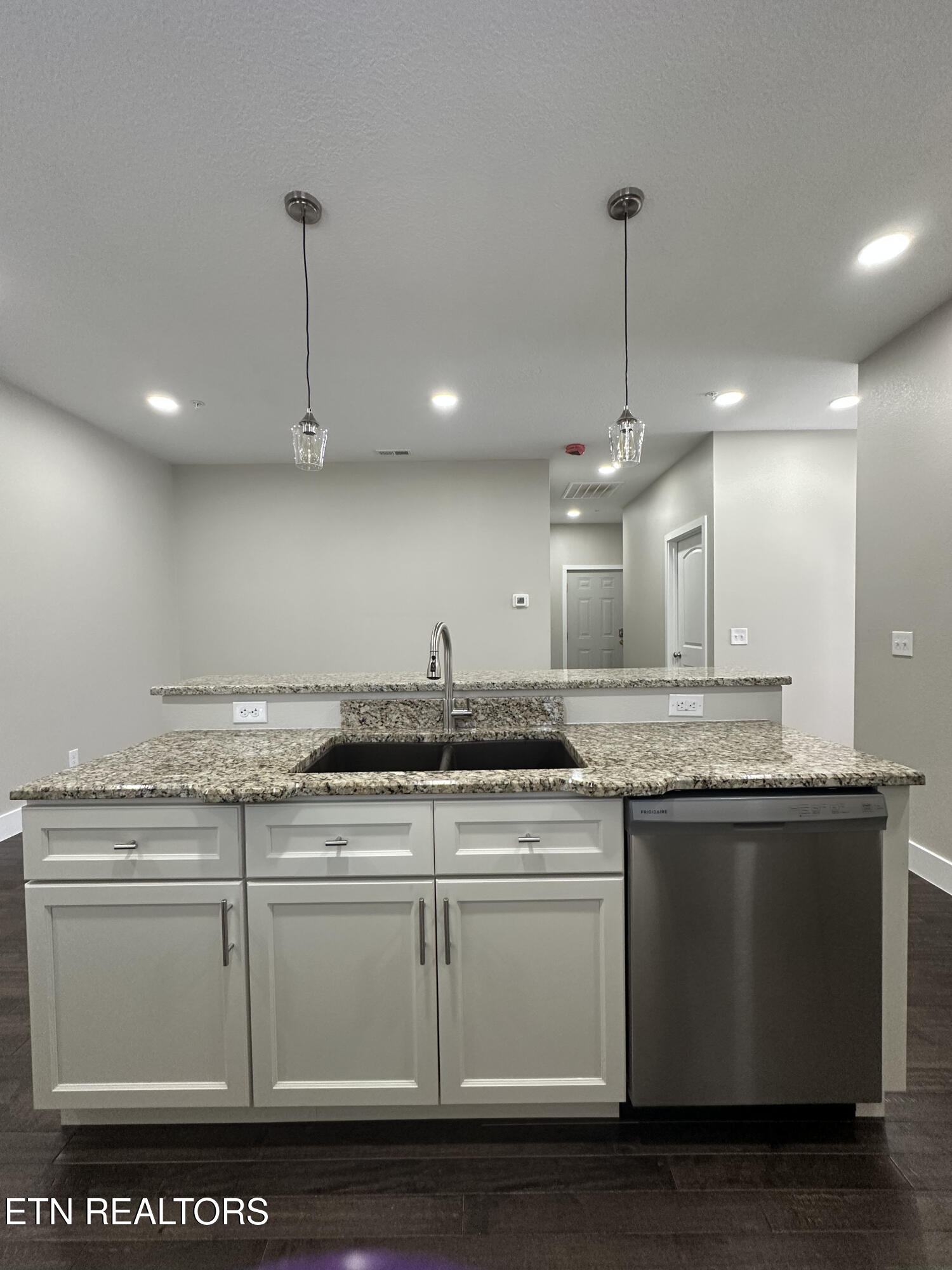 941 Luttrell Street Knoxville TN 37917