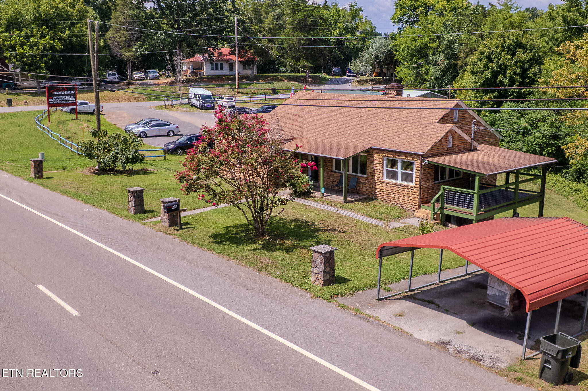 626 W Main Street Sevierville TN 37862