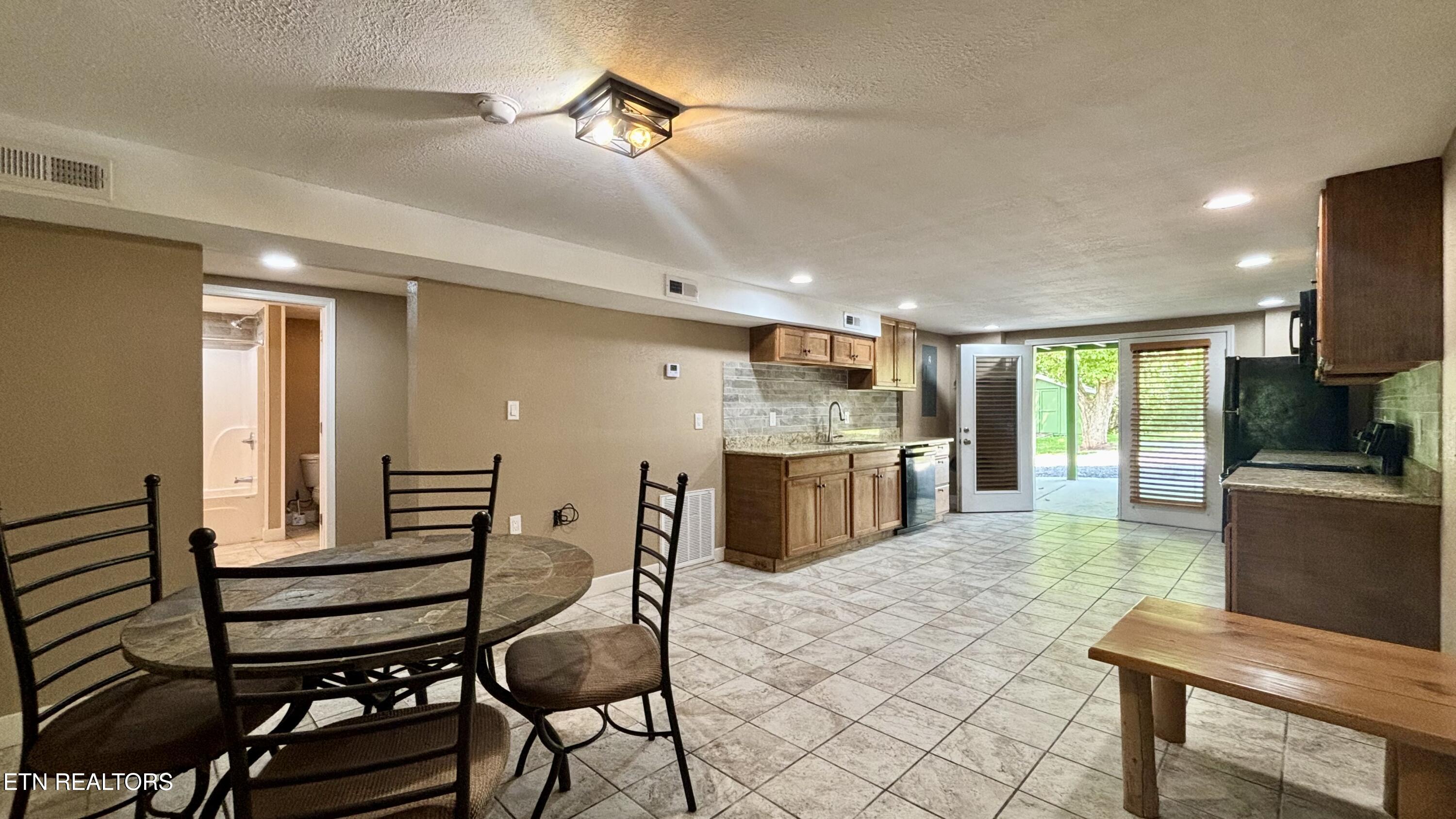 626 W Main Street Sevierville TN 37862