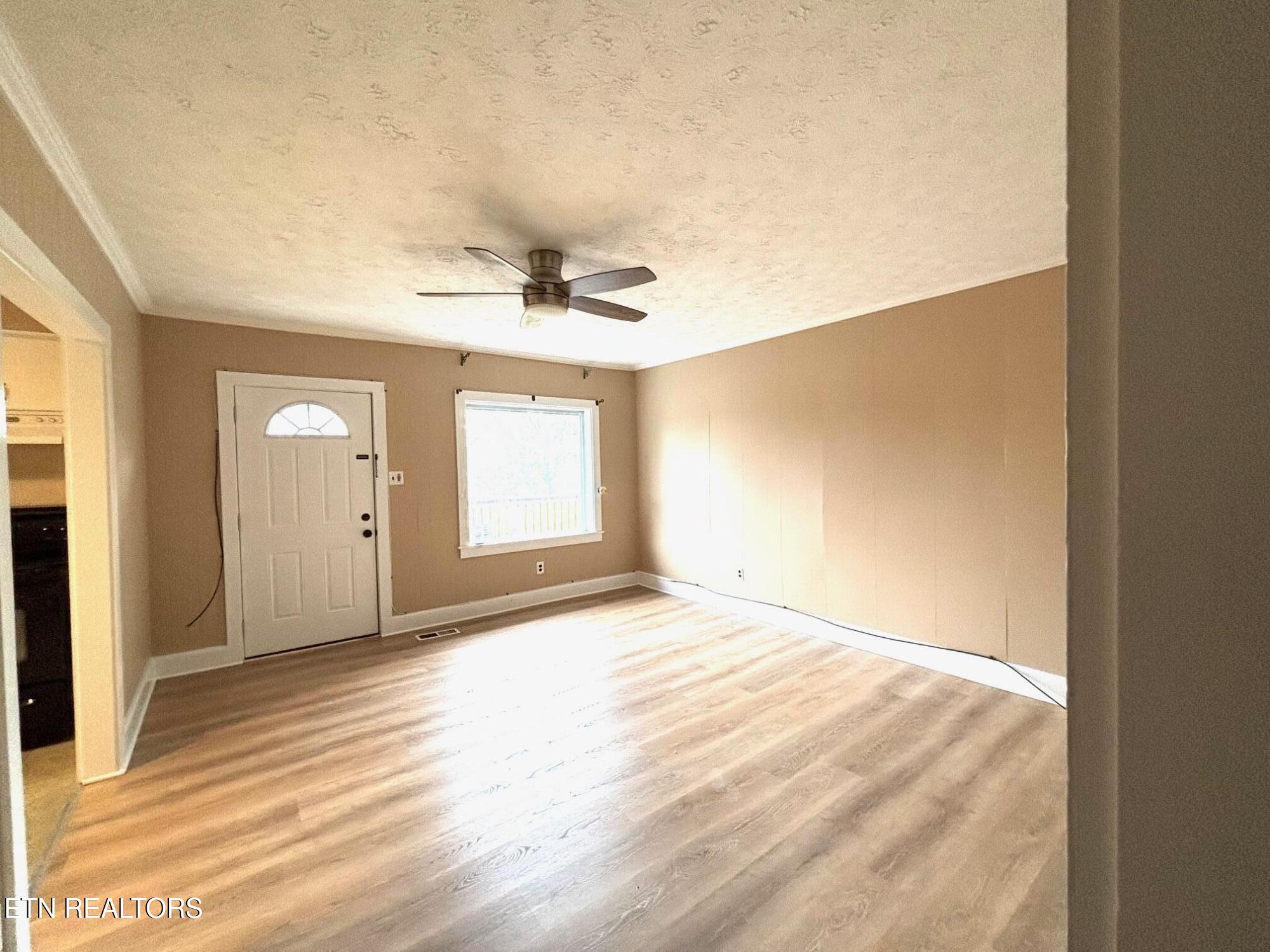 7005 Washington Pike Corryton TN 37721