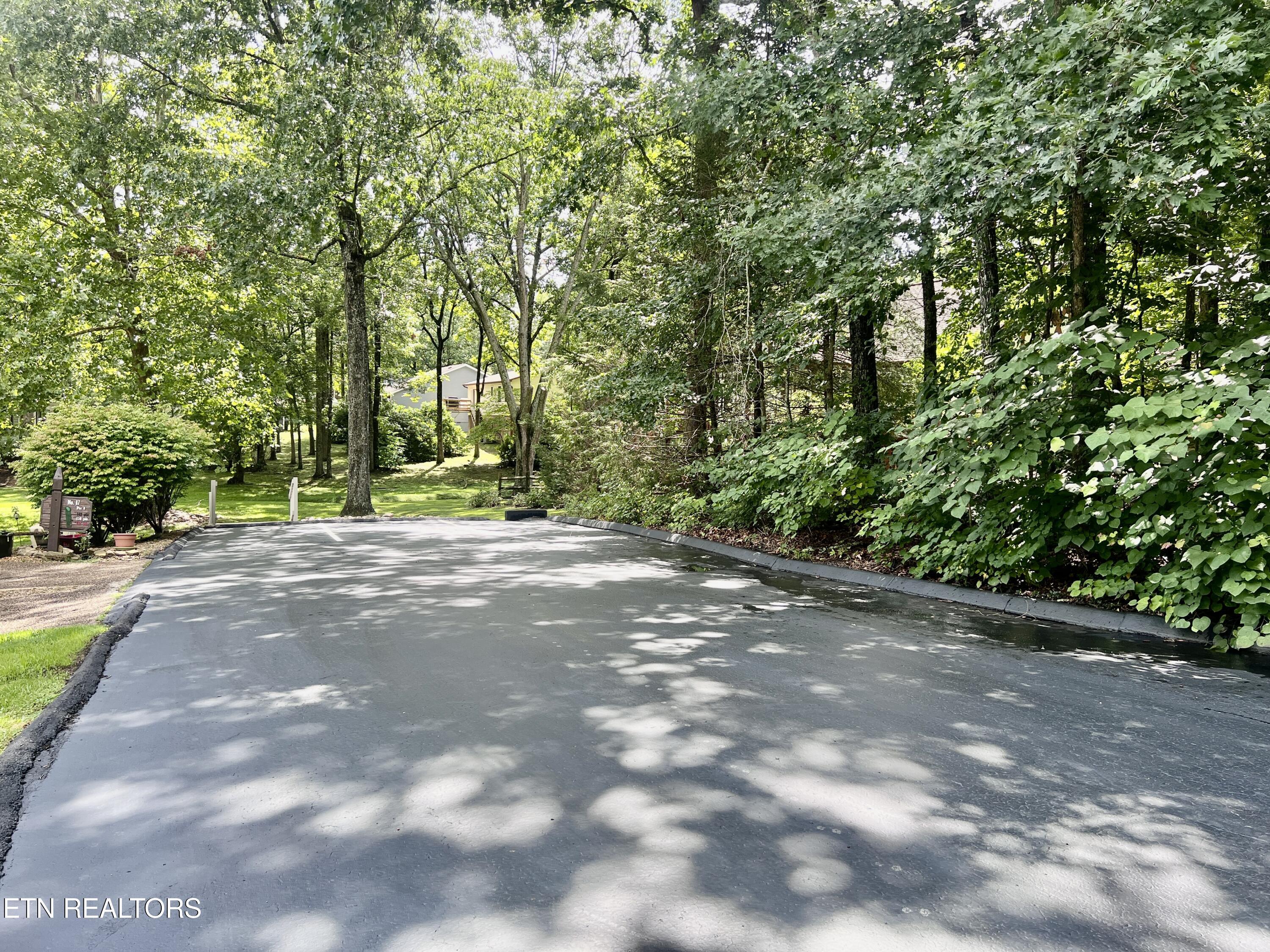 19 Woodland Terrace Crossville TN 38558