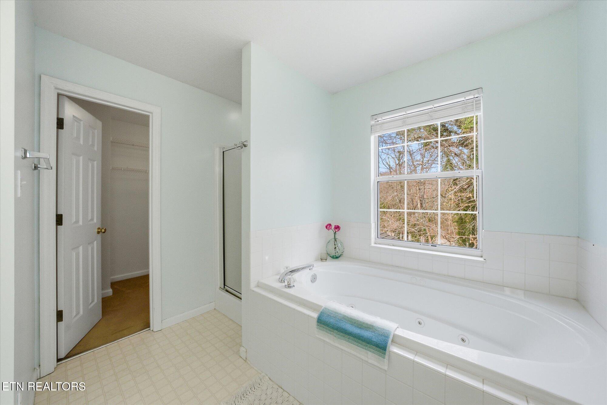 702 Fox Landing Lane Knoxville TN 37922