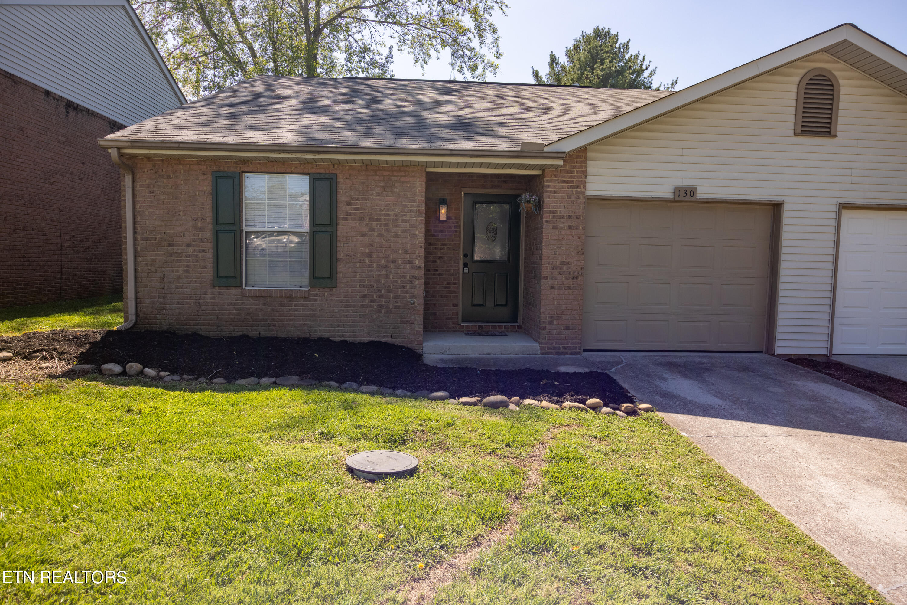 130 Hawthorne Oaks Way Powell TN 37849