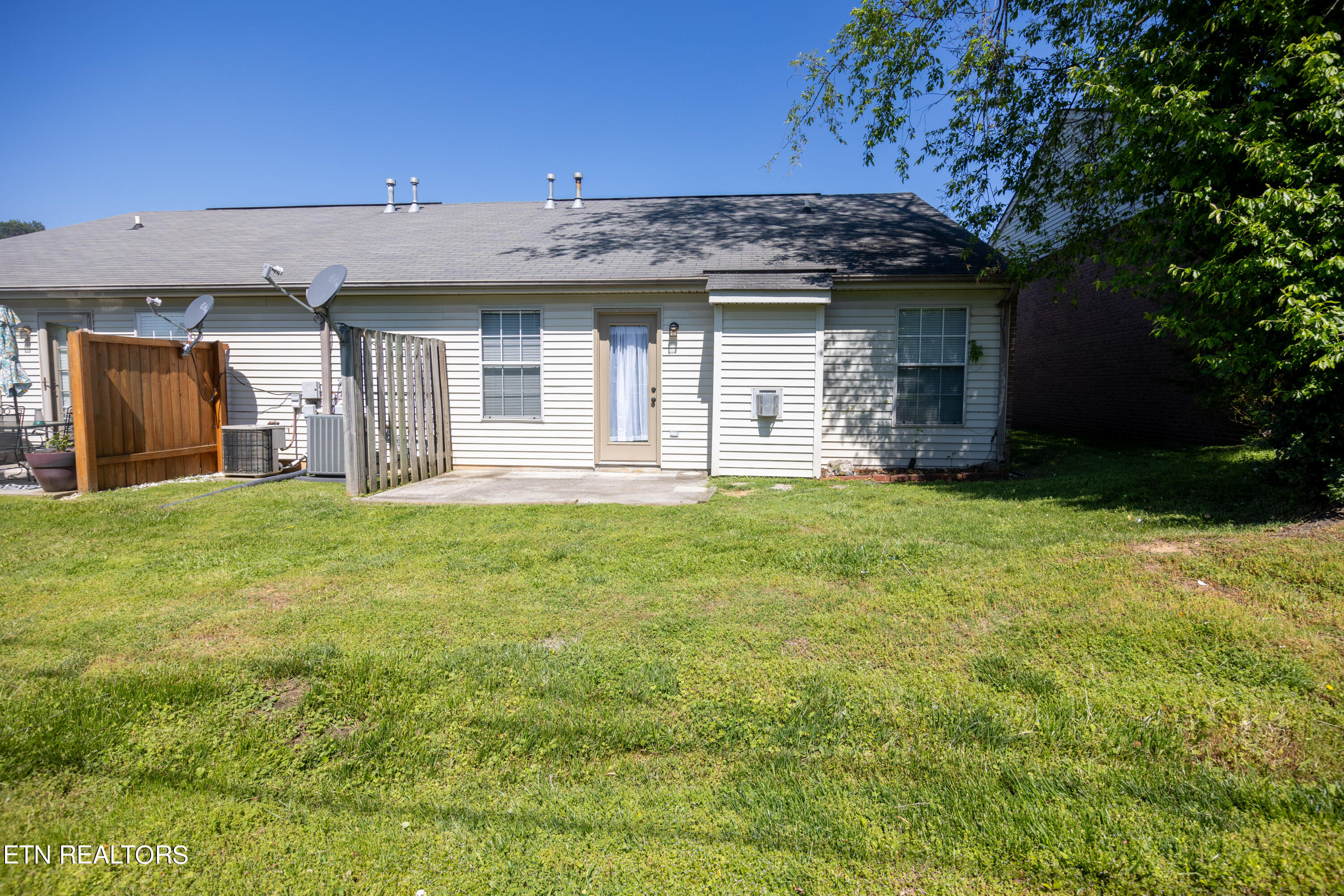 130 Hawthorne Oaks Way Powell TN 37849