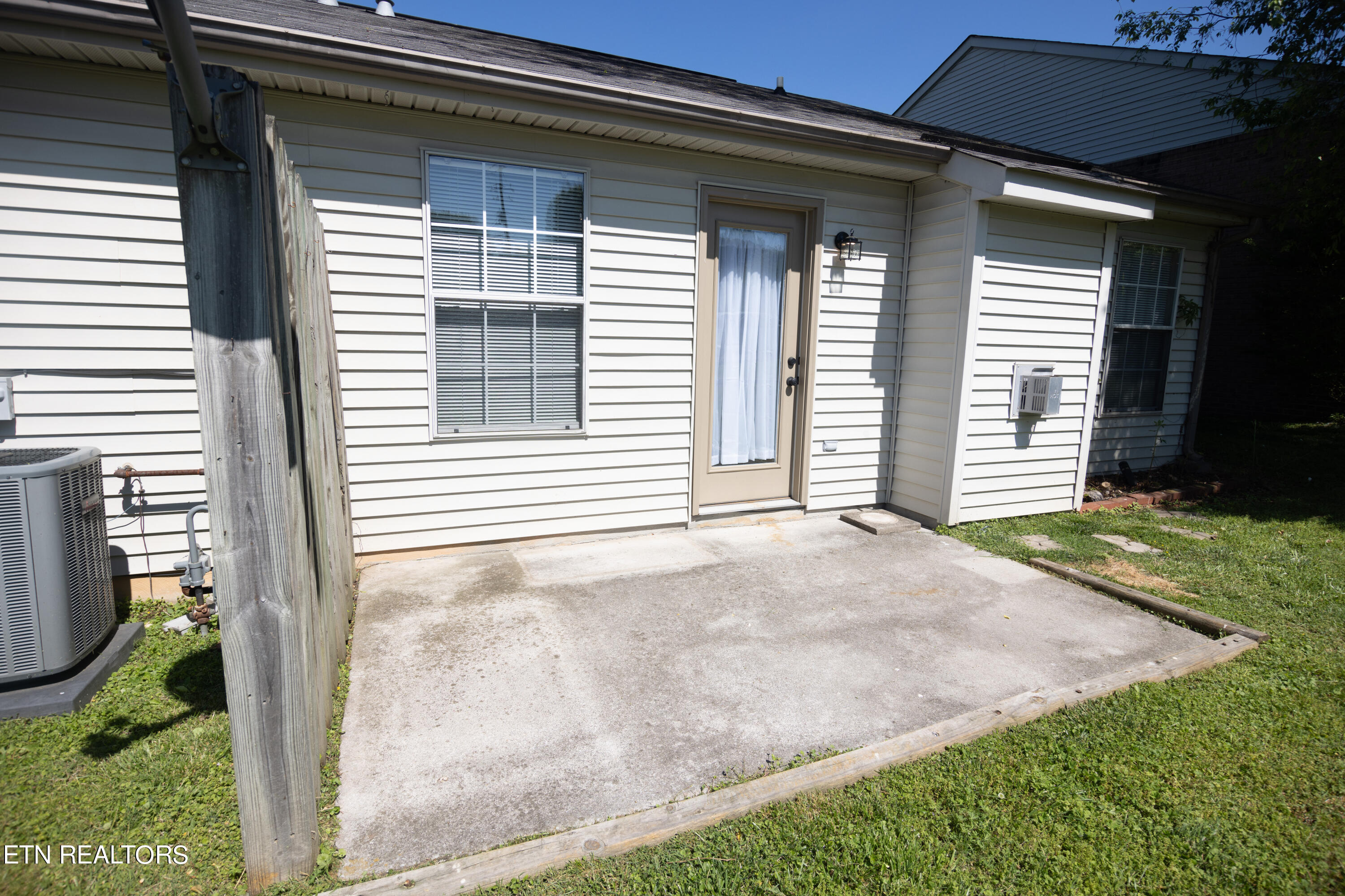 130 Hawthorne Oaks Way Powell TN 37849