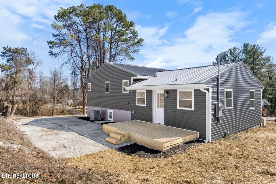 Lafollette TN 37766