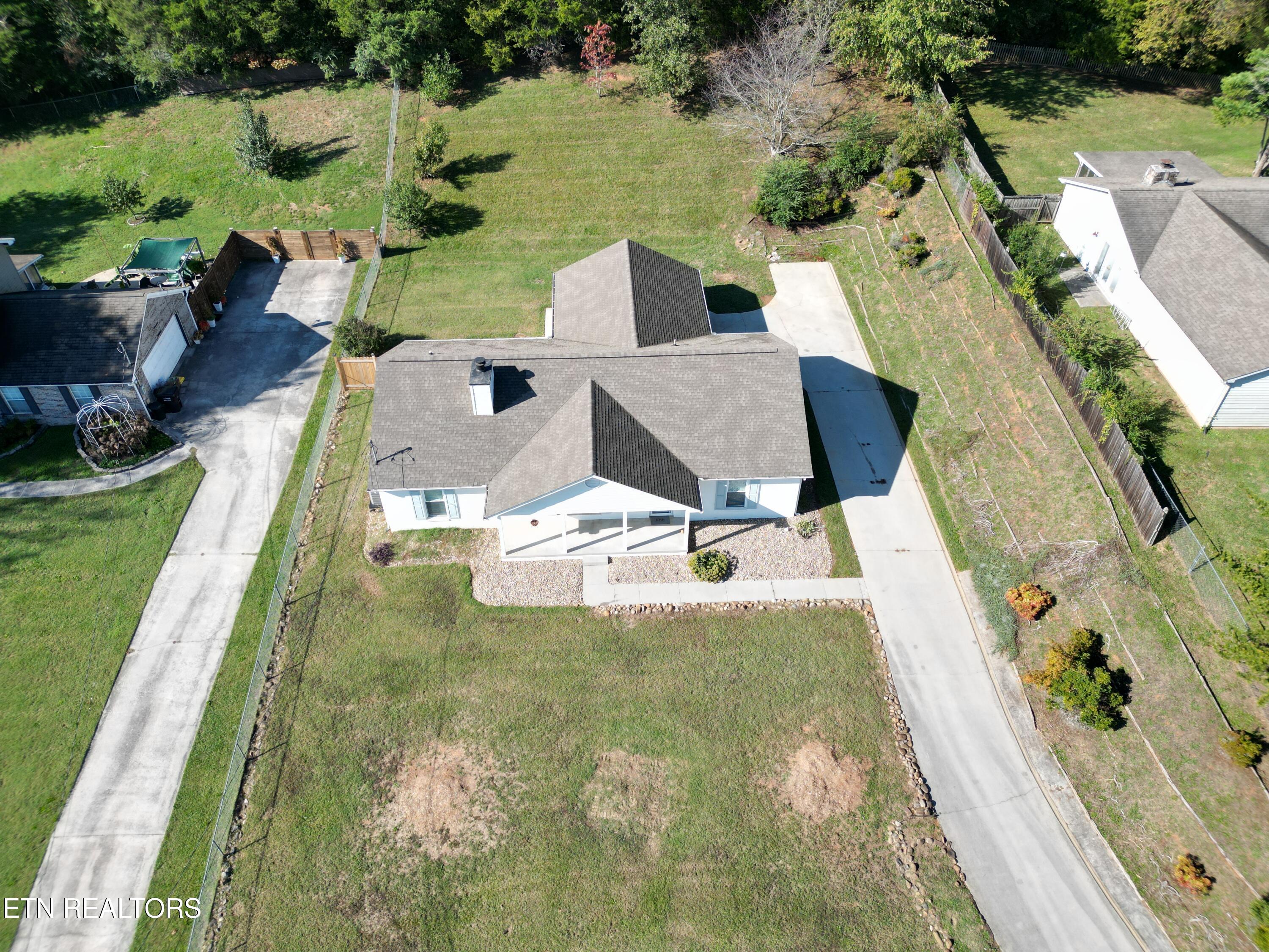 11809 Autumn Leaves Lane Knoxville TN 37934