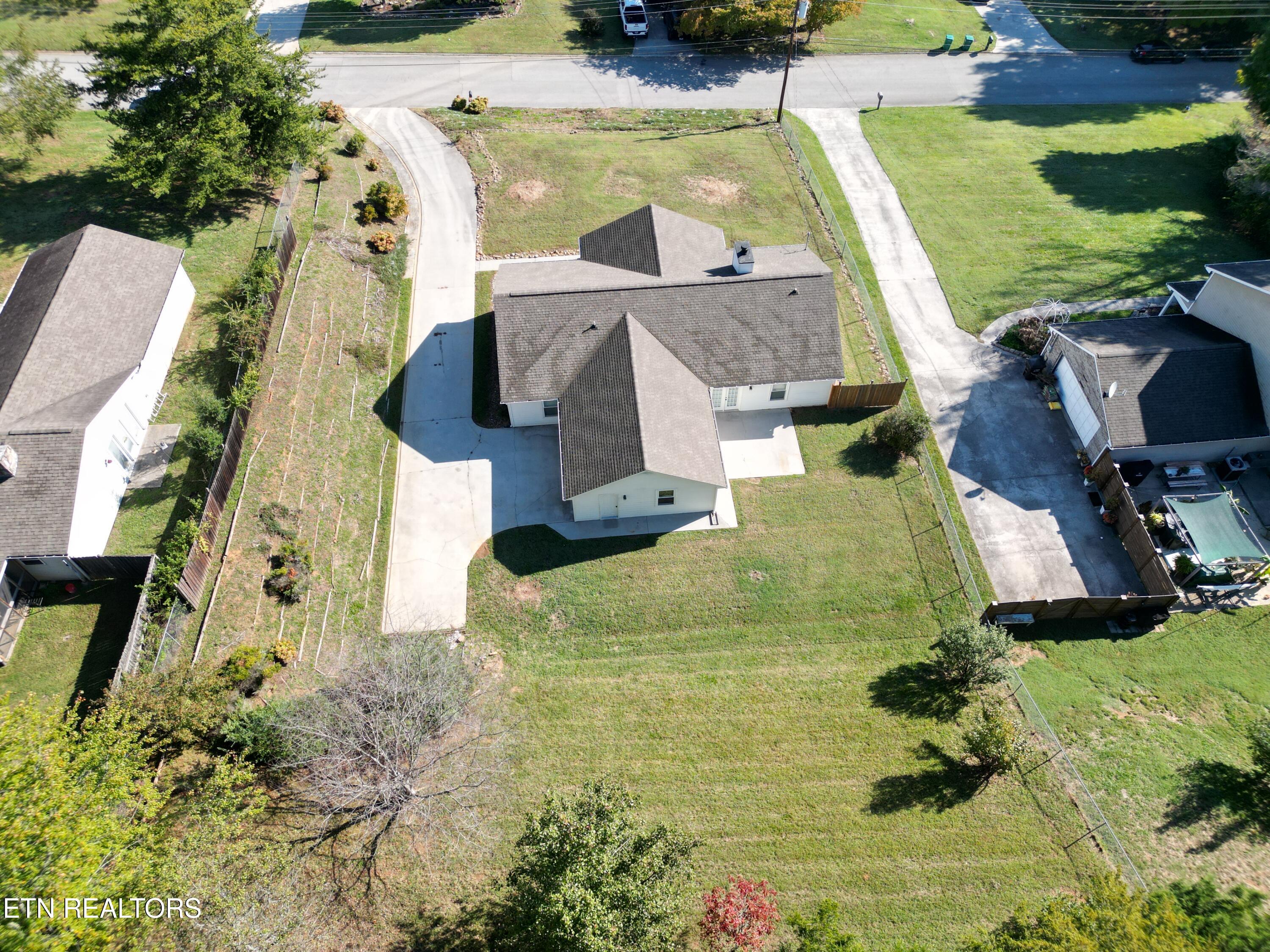 11809 Autumn Leaves Lane Knoxville TN 37934