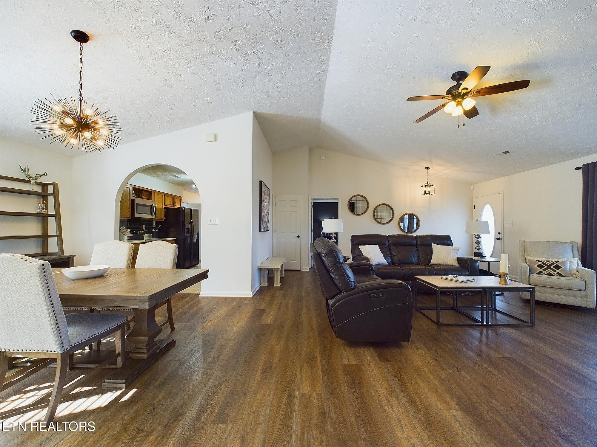 11809 Autumn Leaves Lane Knoxville TN 37934