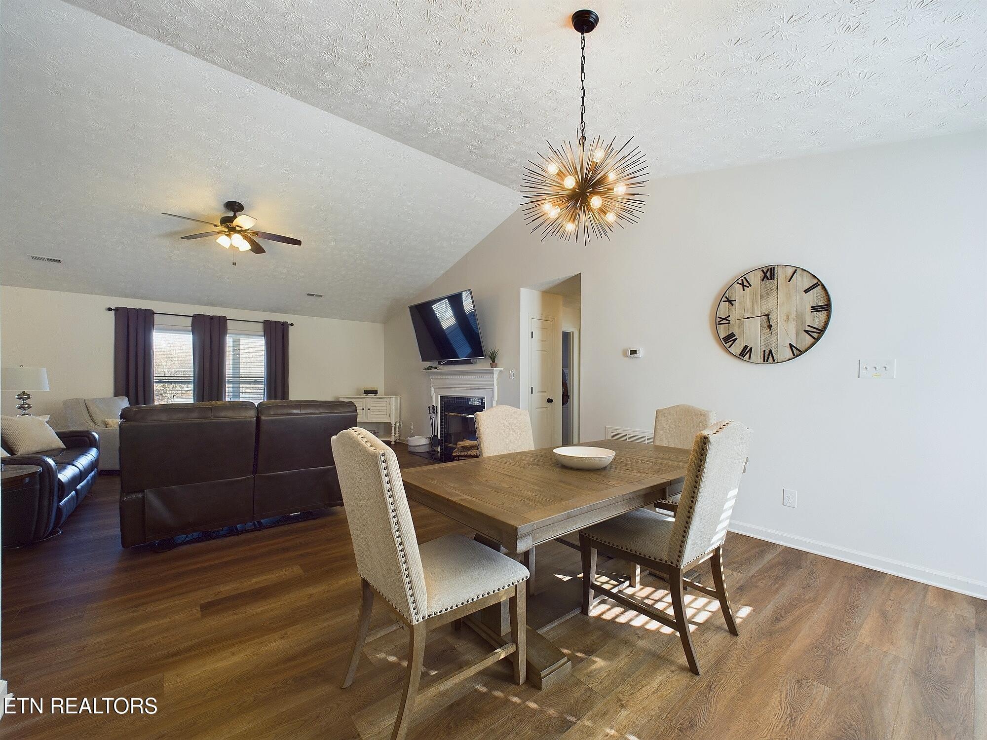 11809 Autumn Leaves Lane Knoxville TN 37934