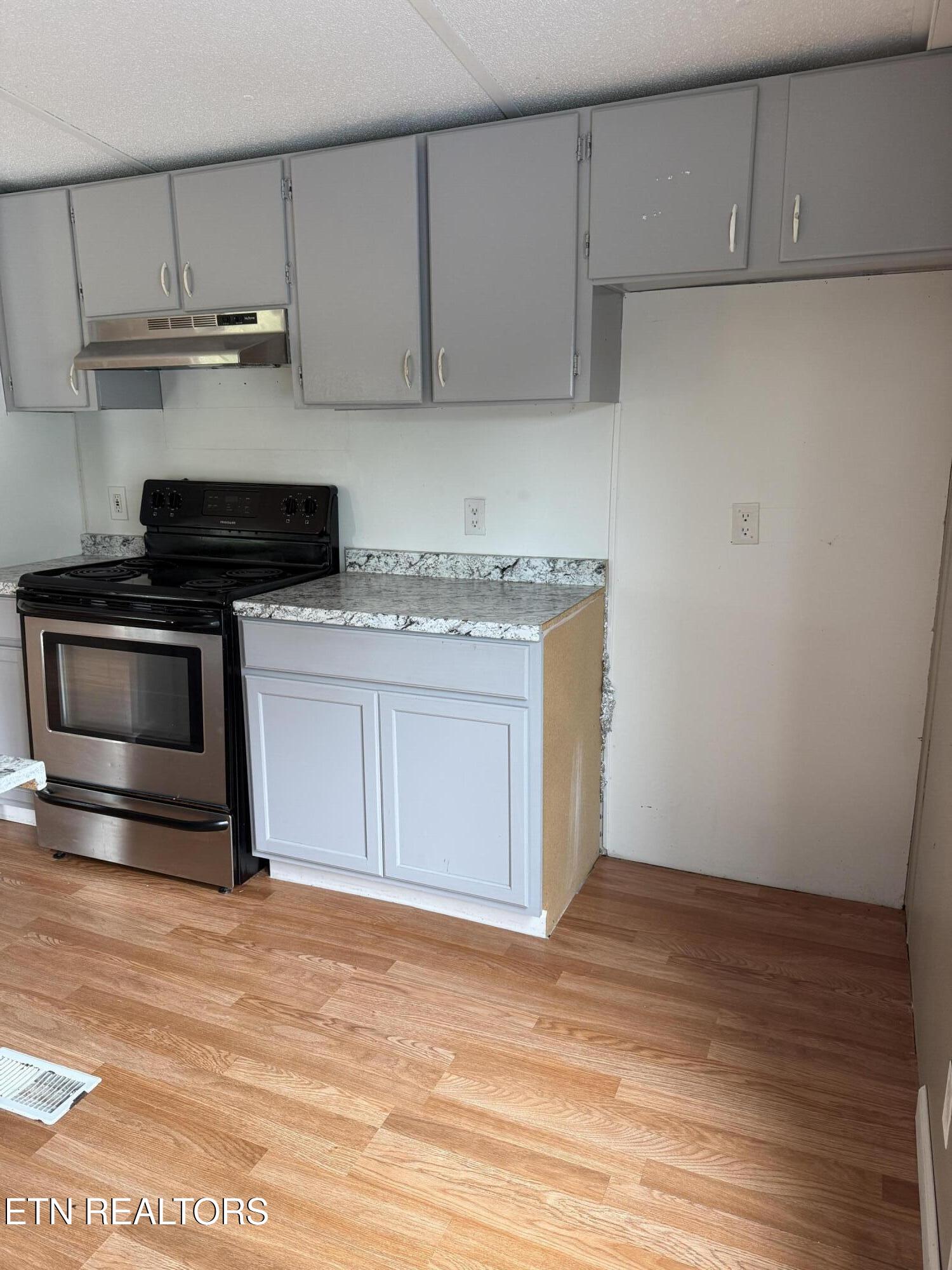 12 Kingswood Road Talbott TN 37877
