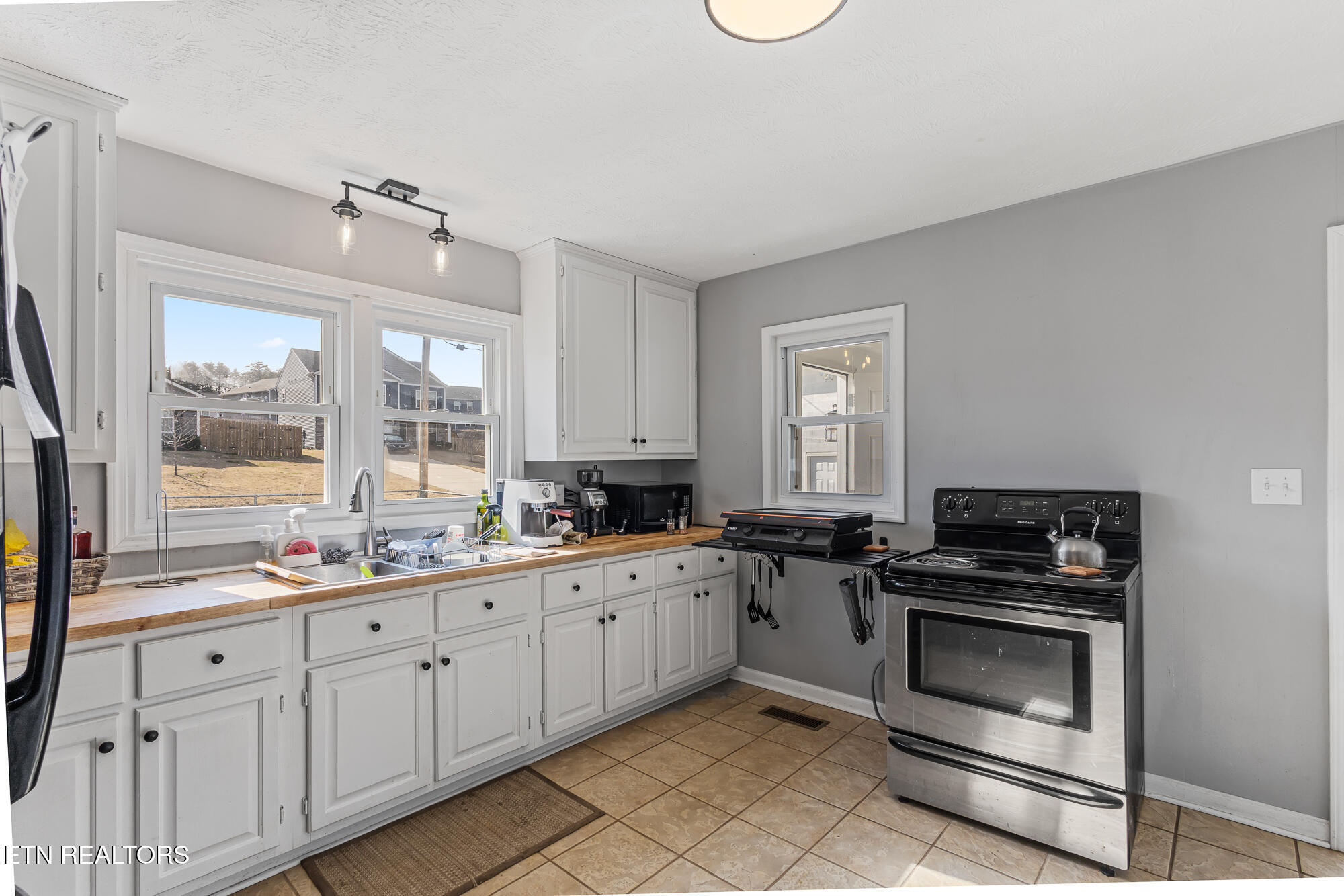 131 Eleanor Davis Drive Maryville TN 37804