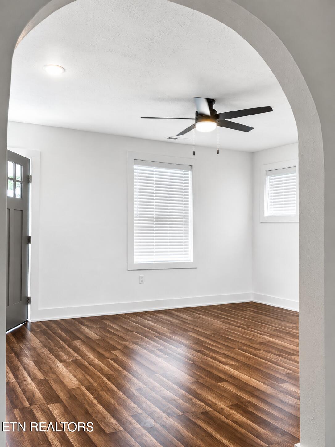 1009 Cedarwood Street Knoxville TN 37914