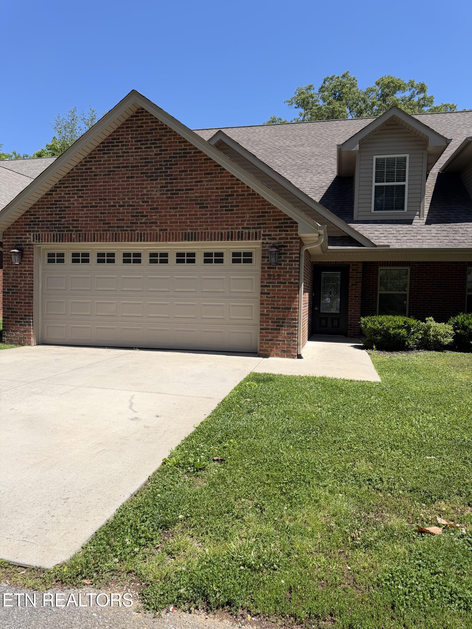 212 Janet Lane Maryville TN 37804