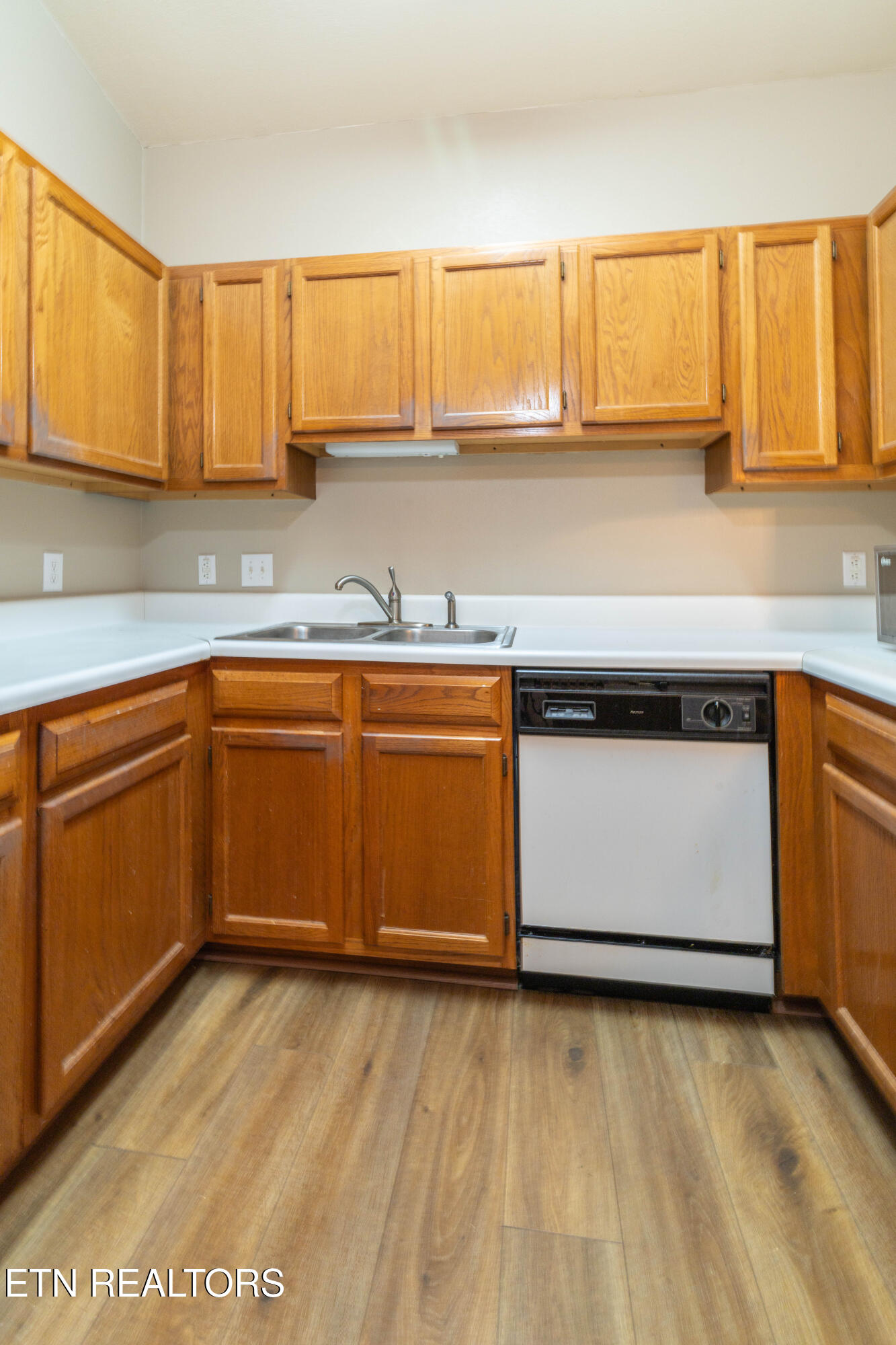 8613 Little Field Way Knoxville TN 37923