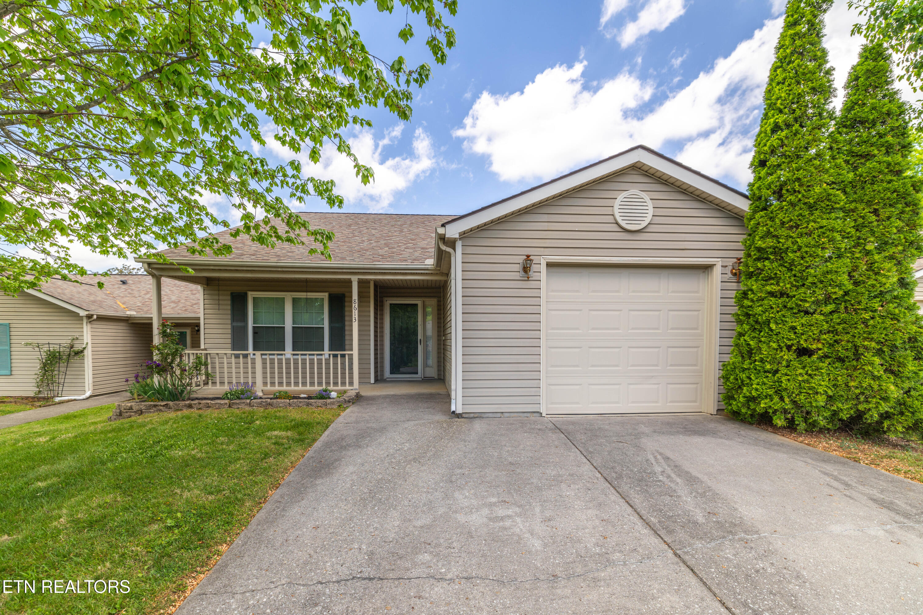 8613 Little Field Way Knoxville TN 37923