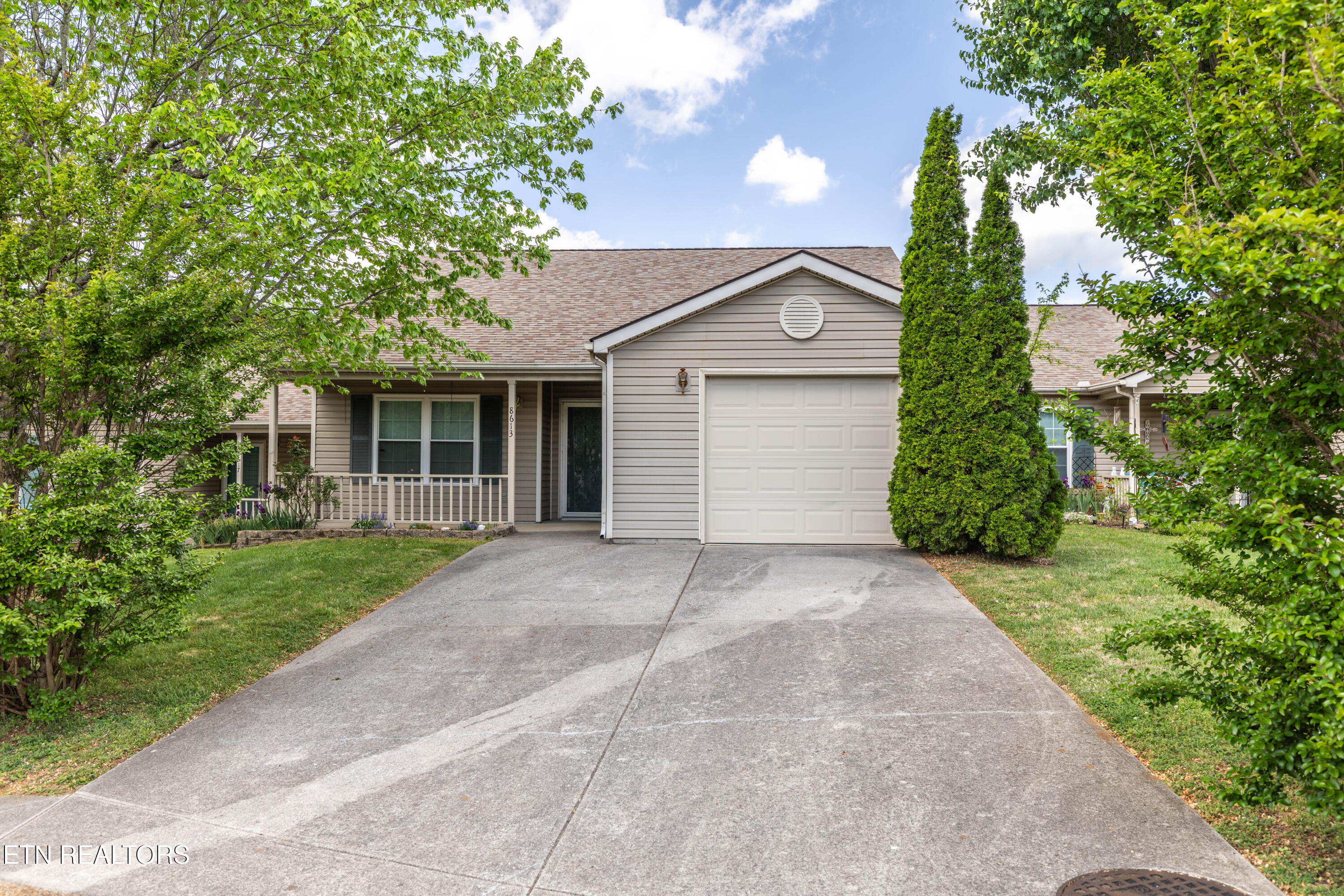 8613 Little Field Way Knoxville TN 37923