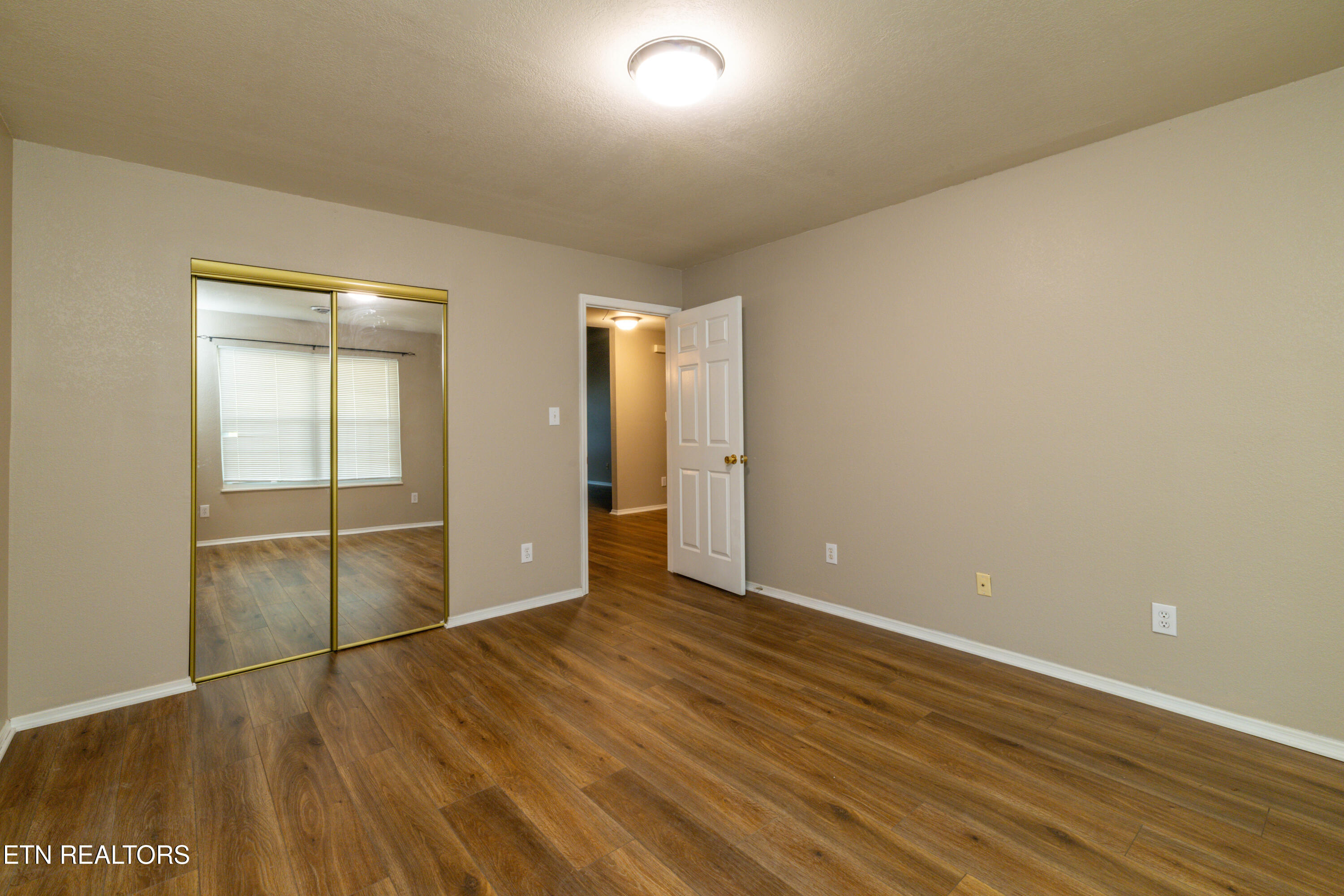 8613 Little Field Way Knoxville TN 37923