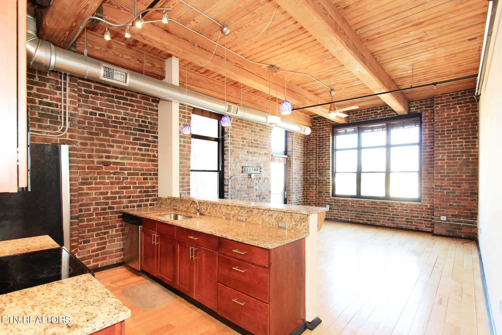 220 W Jackson Avenue Knoxville TN 37902