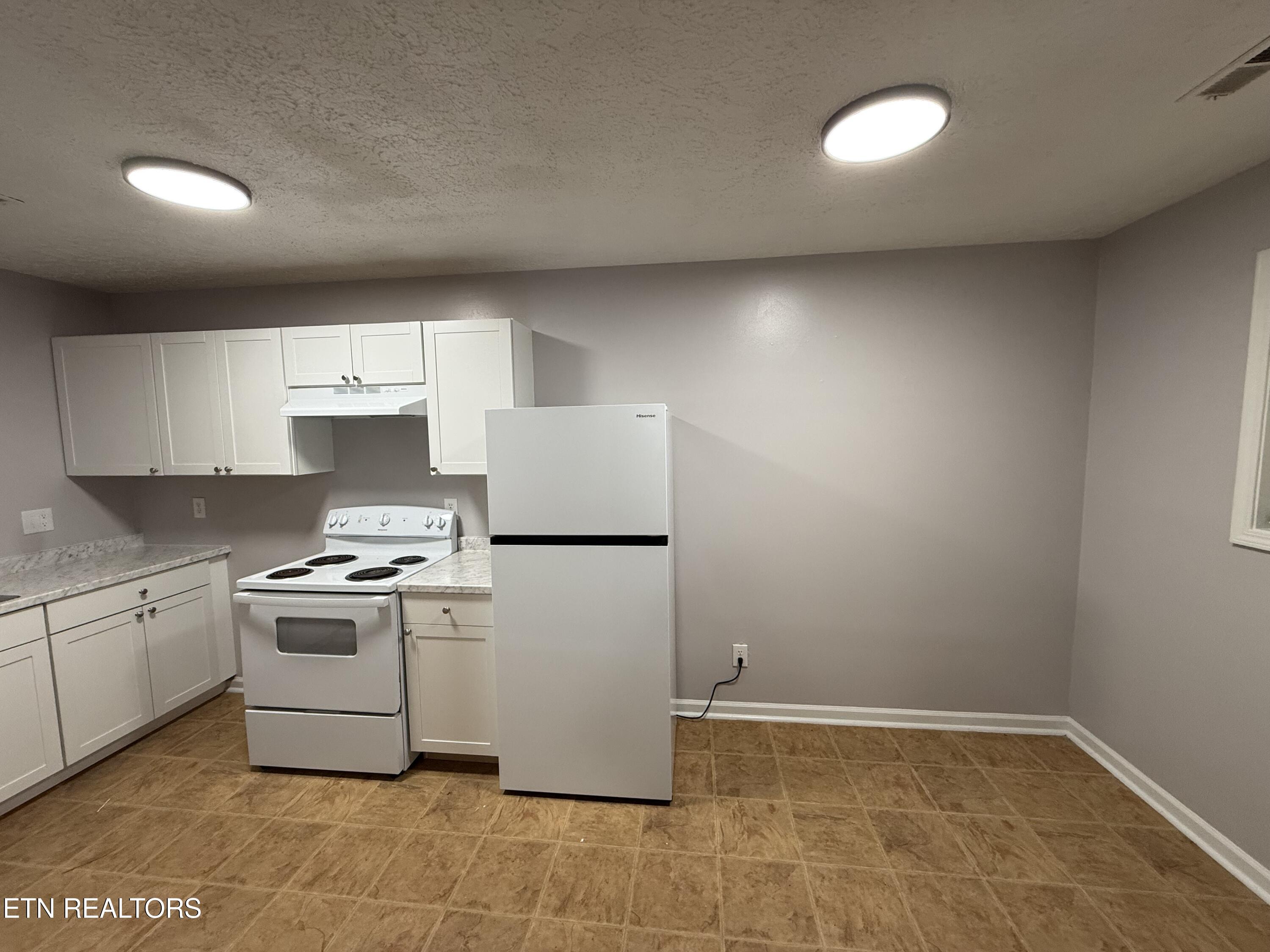 204 Ridenour Lane Jacksboro TN 37757