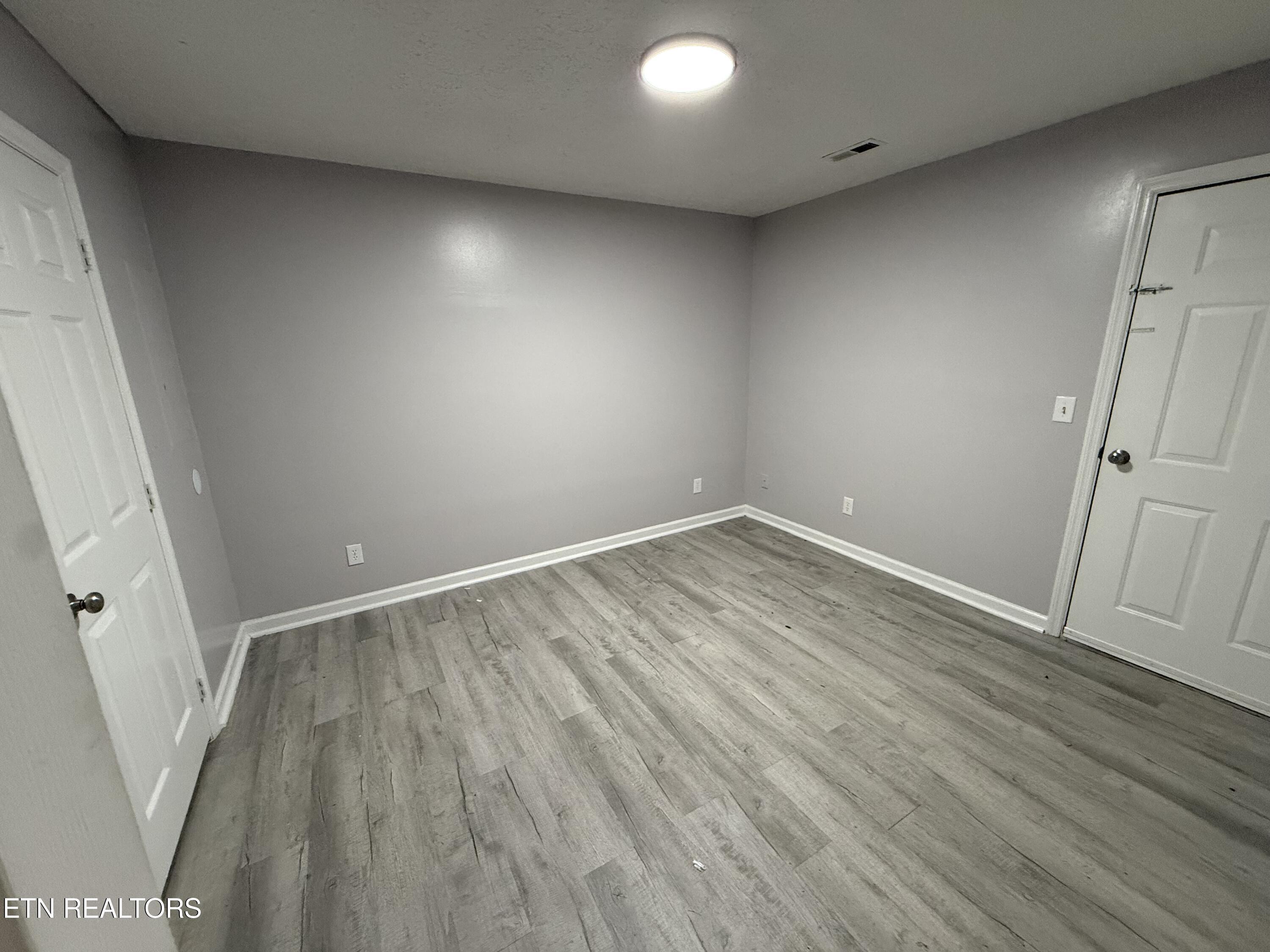 204 Ridenour Lane Jacksboro TN 37757