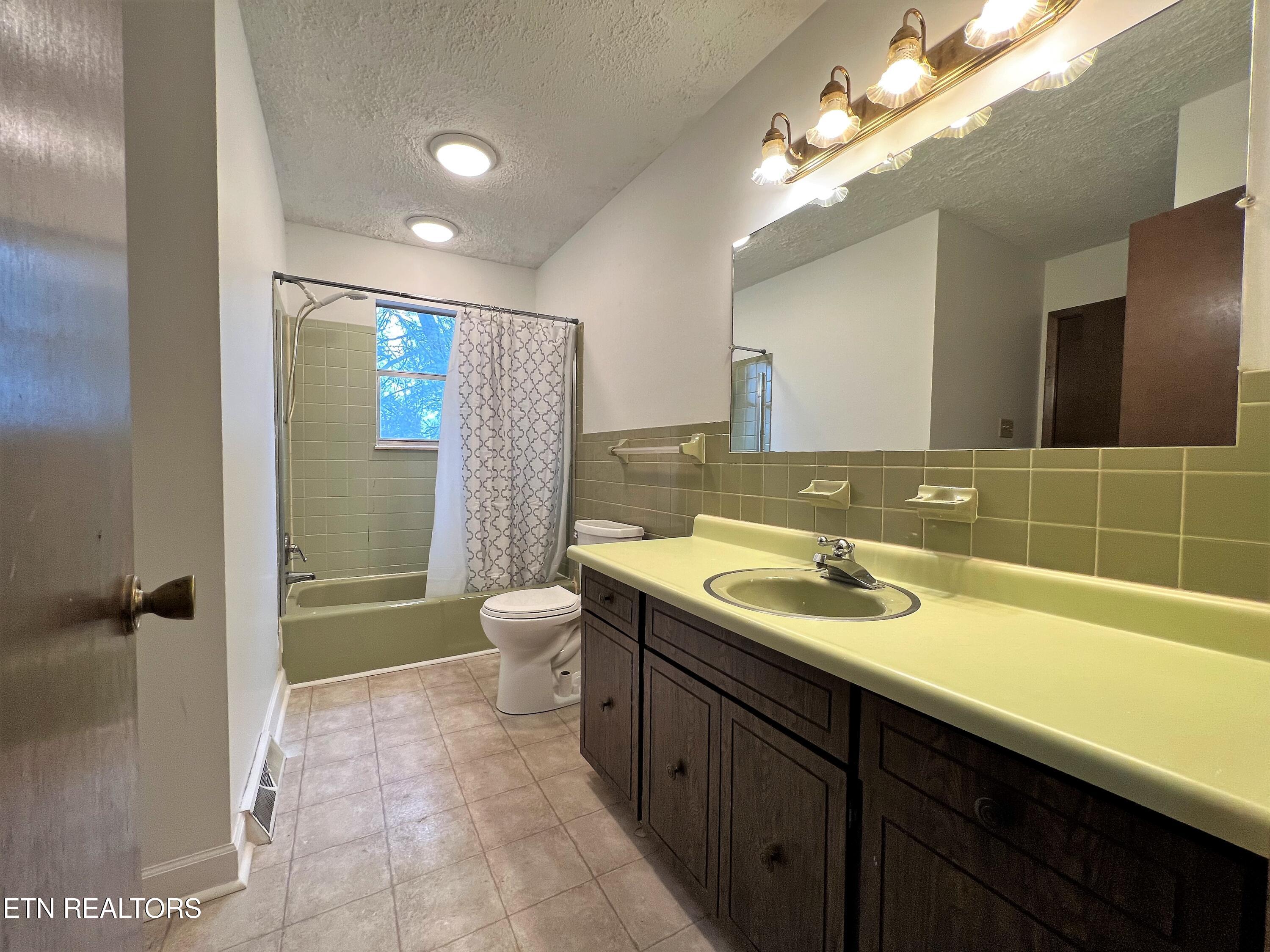 11518 Midhurst Drive Knoxville TN 37934