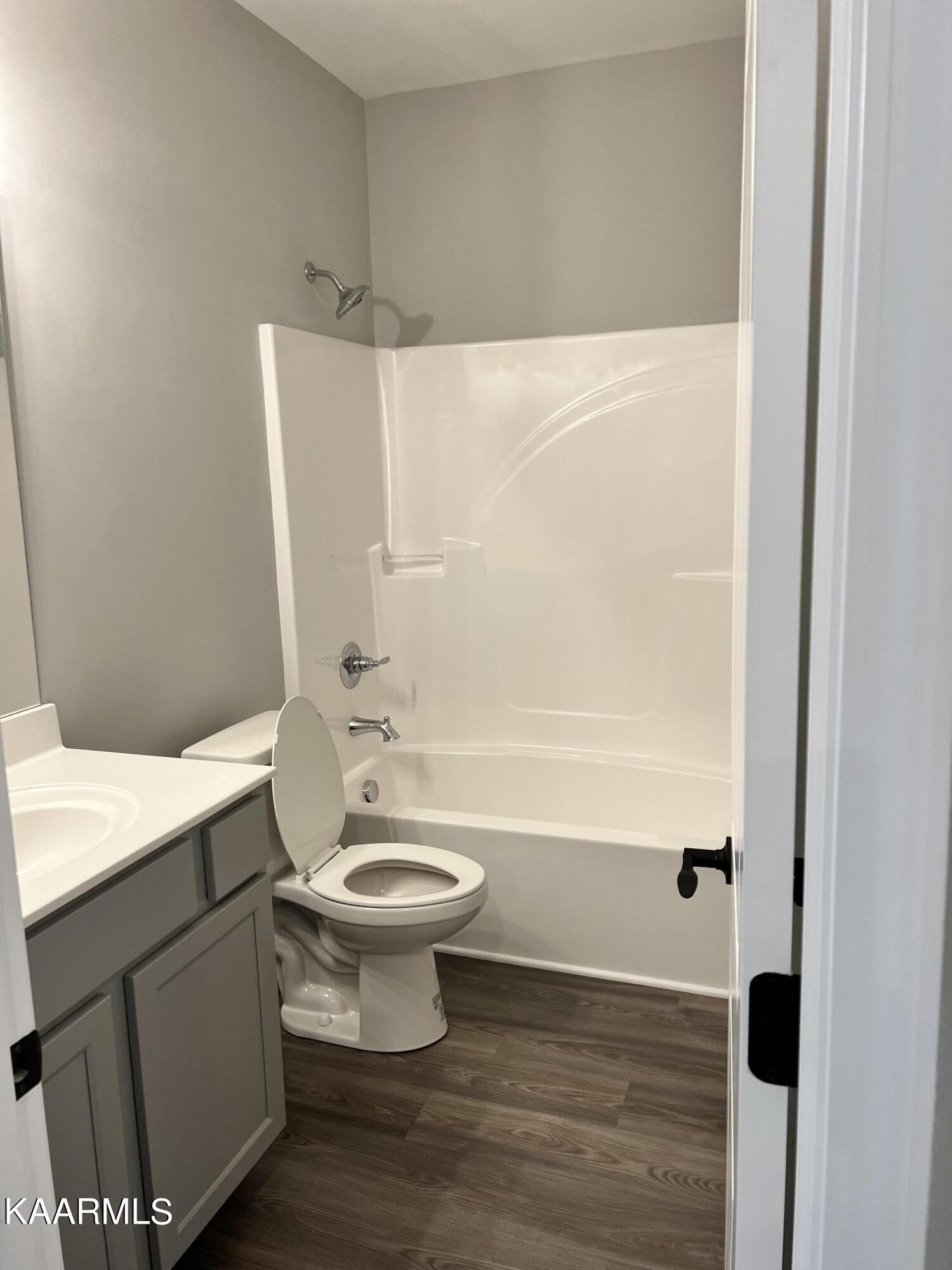 348 Harper Village Way Lenoir City TN 37771