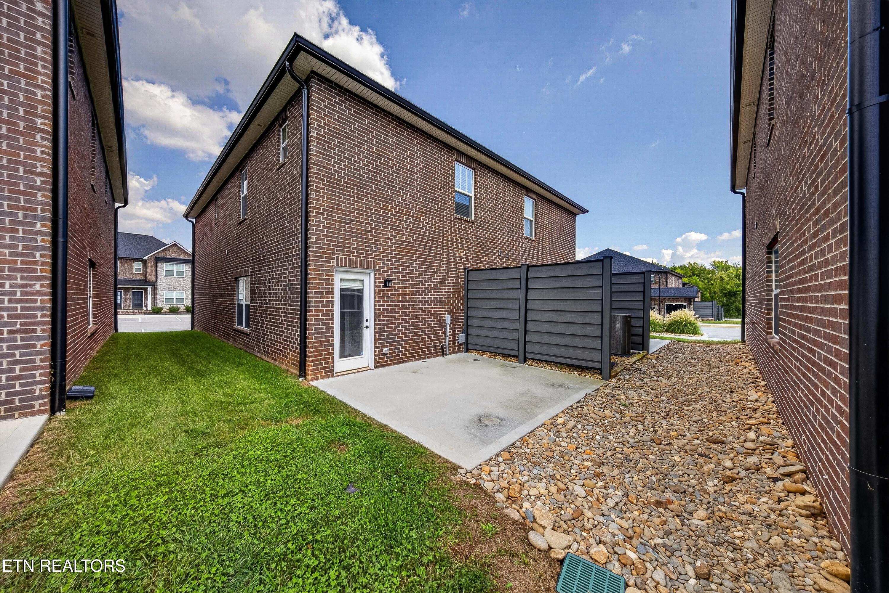 7219 Sassafras Way Knoxville TN 37919